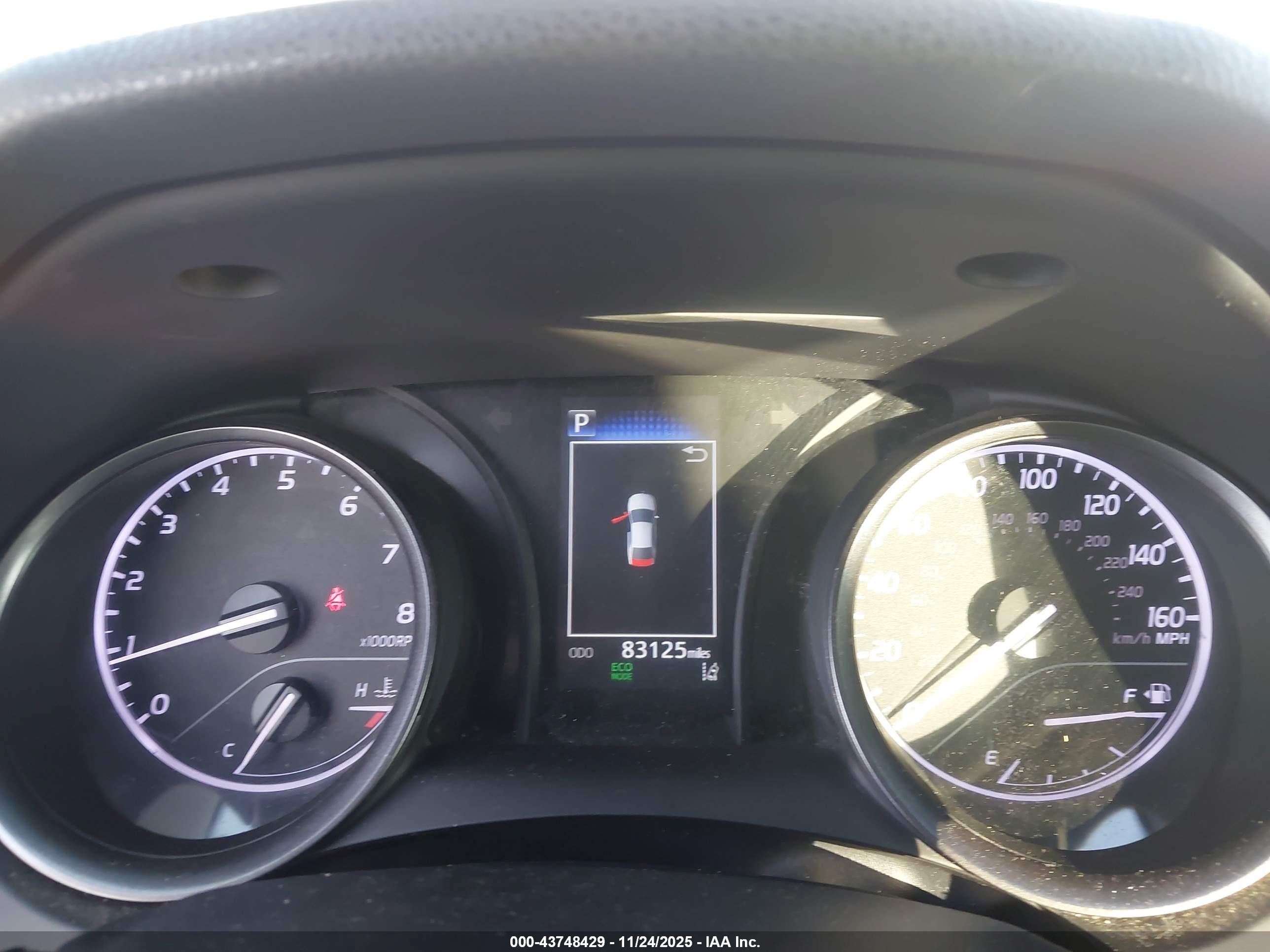 TOYOTA CAMRY image 7