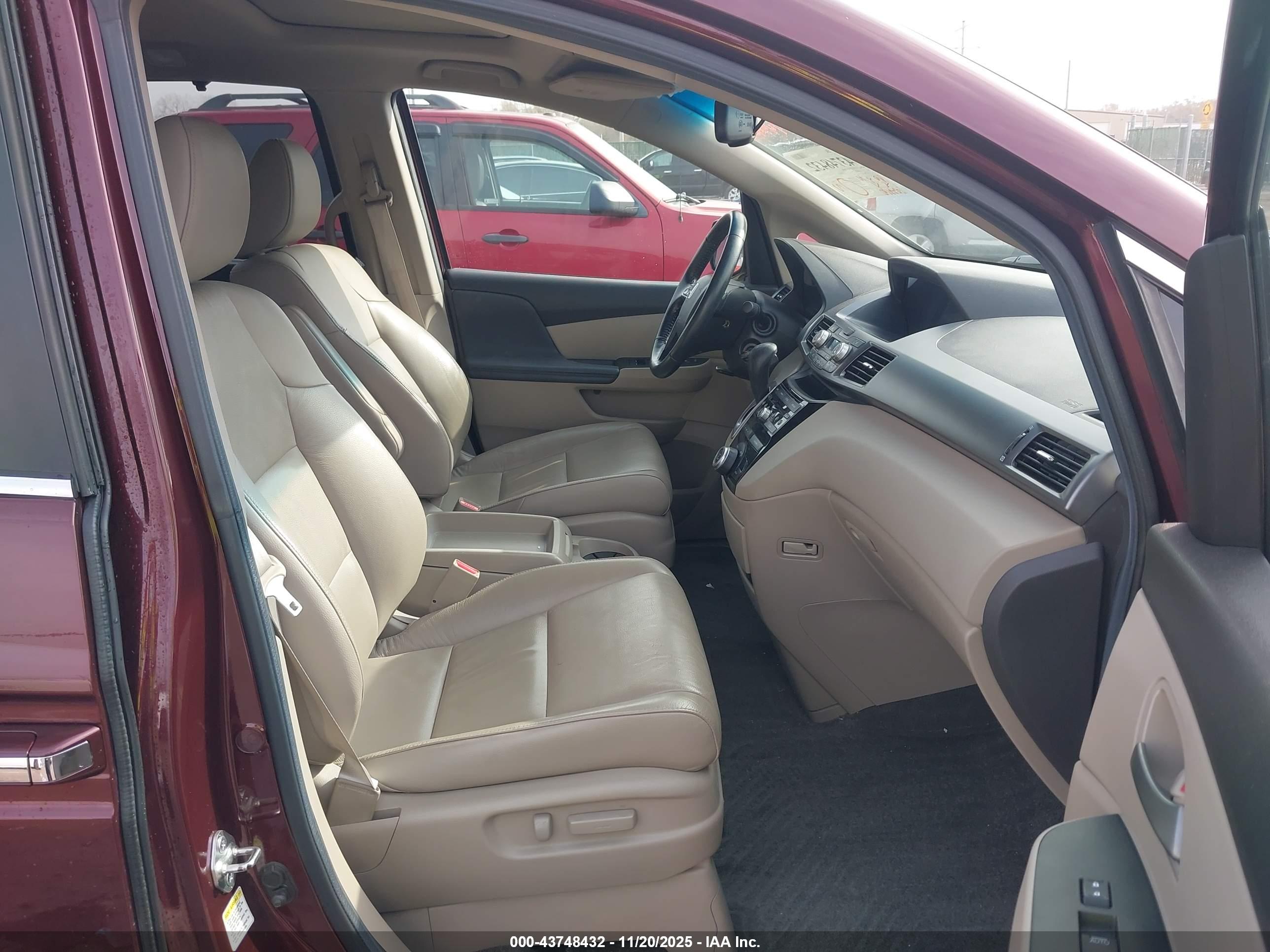 HONDA ODYSSEY image 5