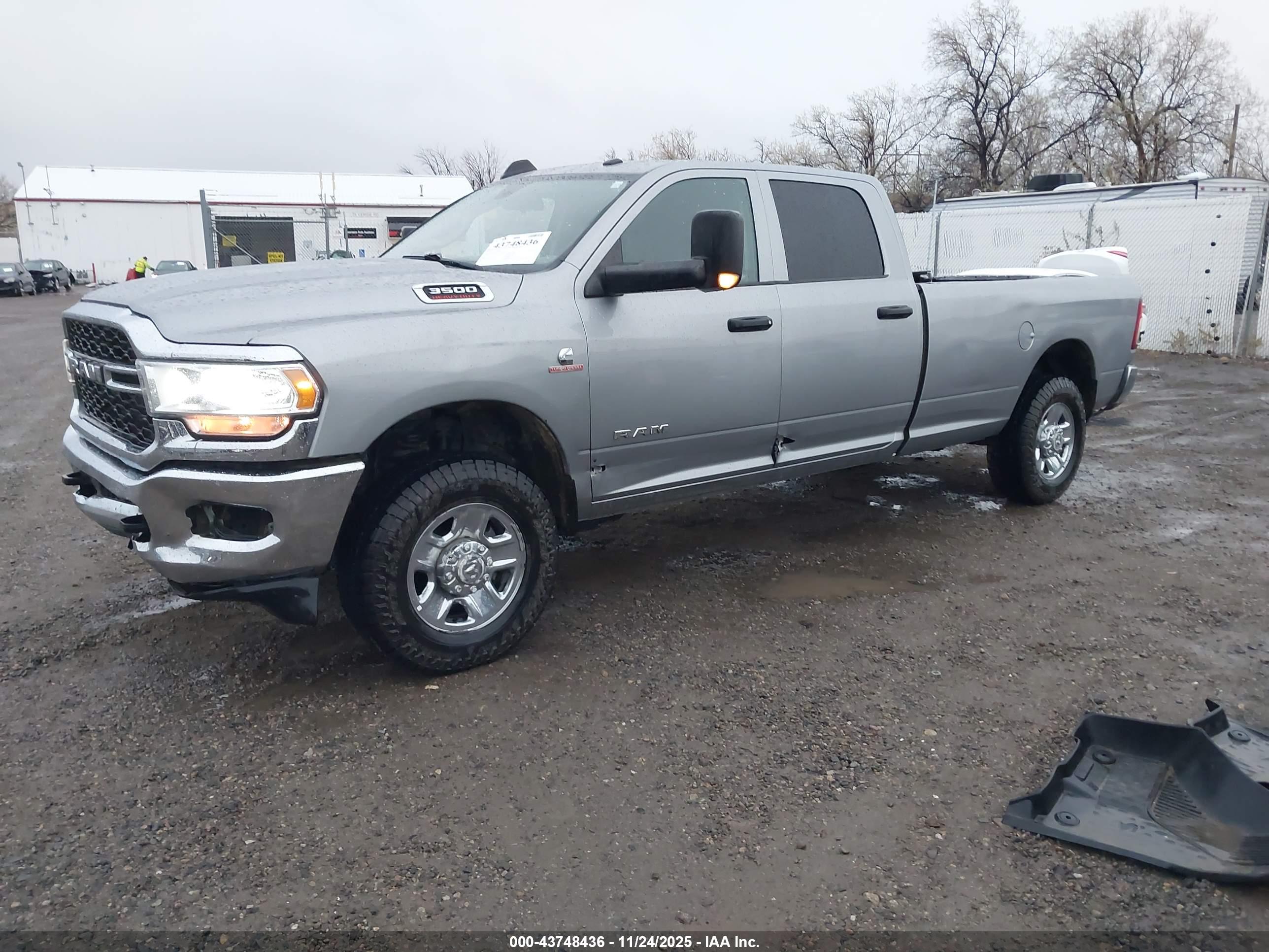 RAM 3500 image 2
