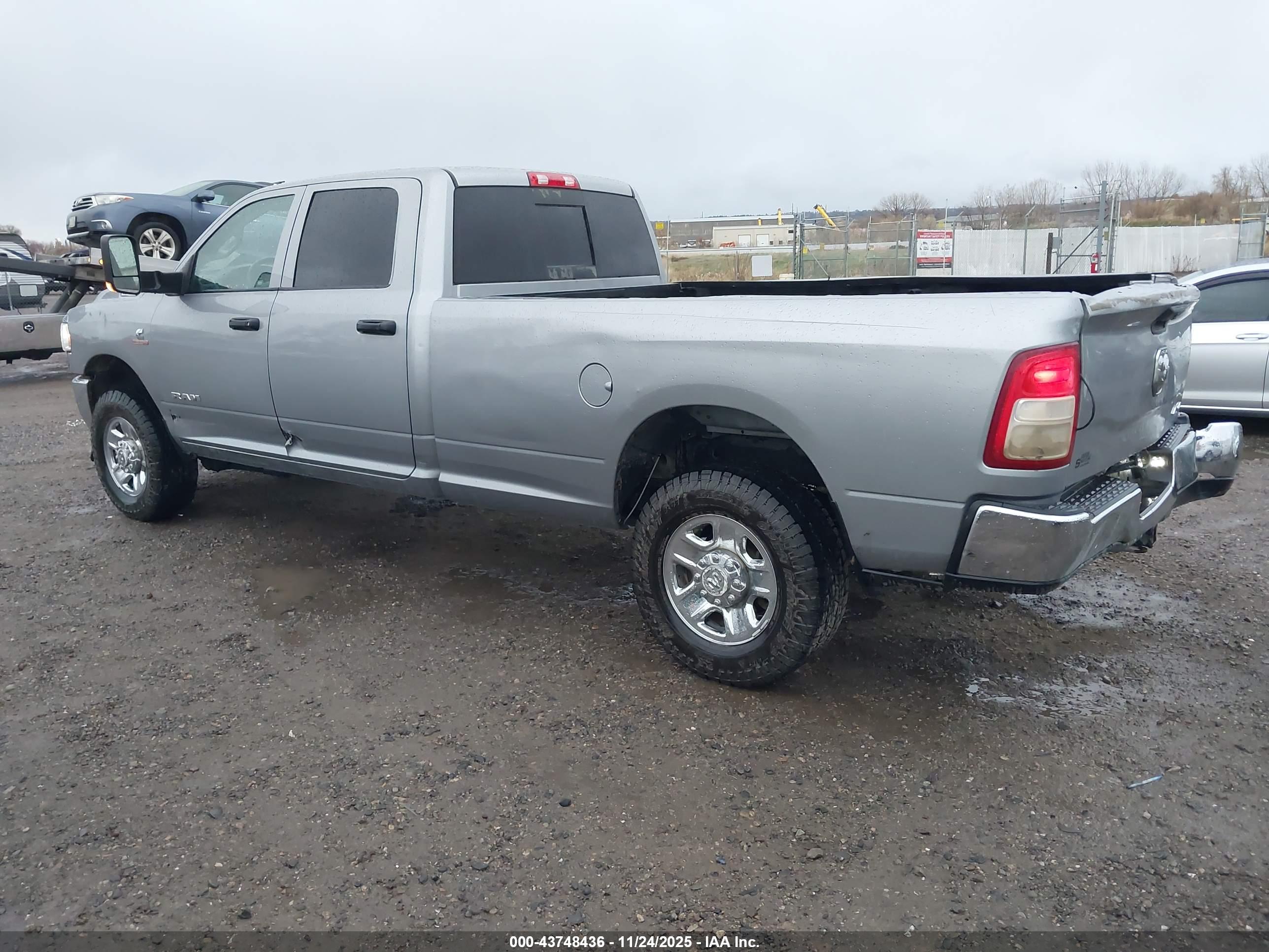 RAM 3500 image 3