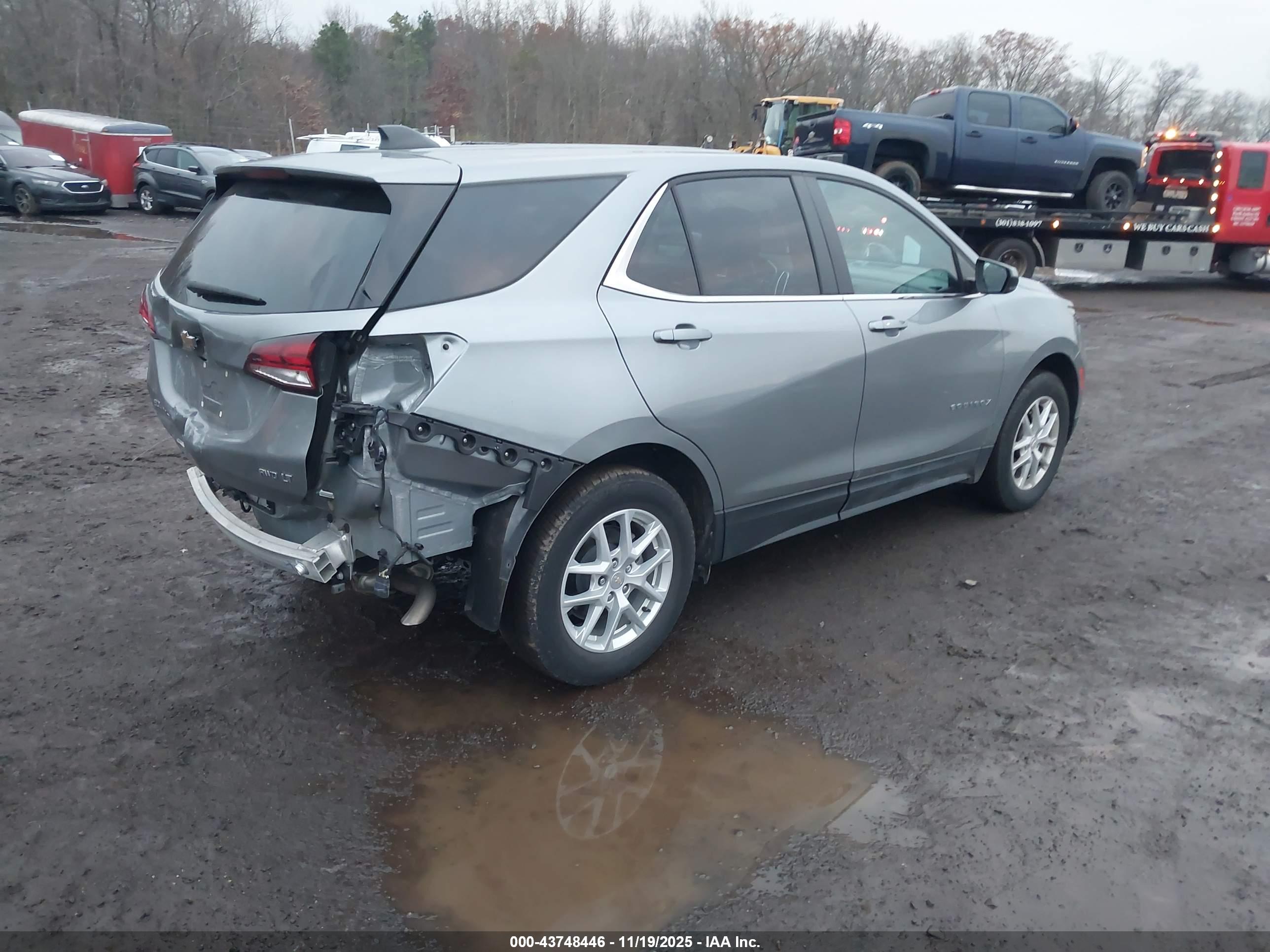 CHEVROLET EQUINOX image 4