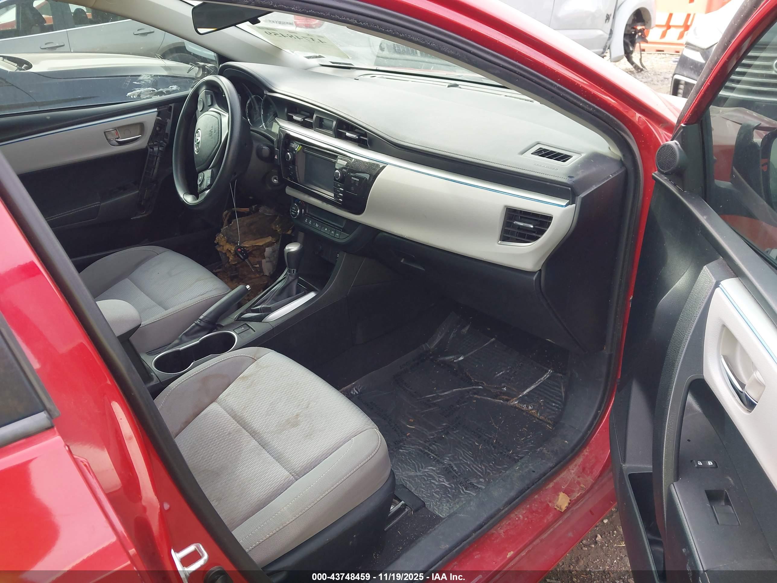TOYOTA COROLLA image 5