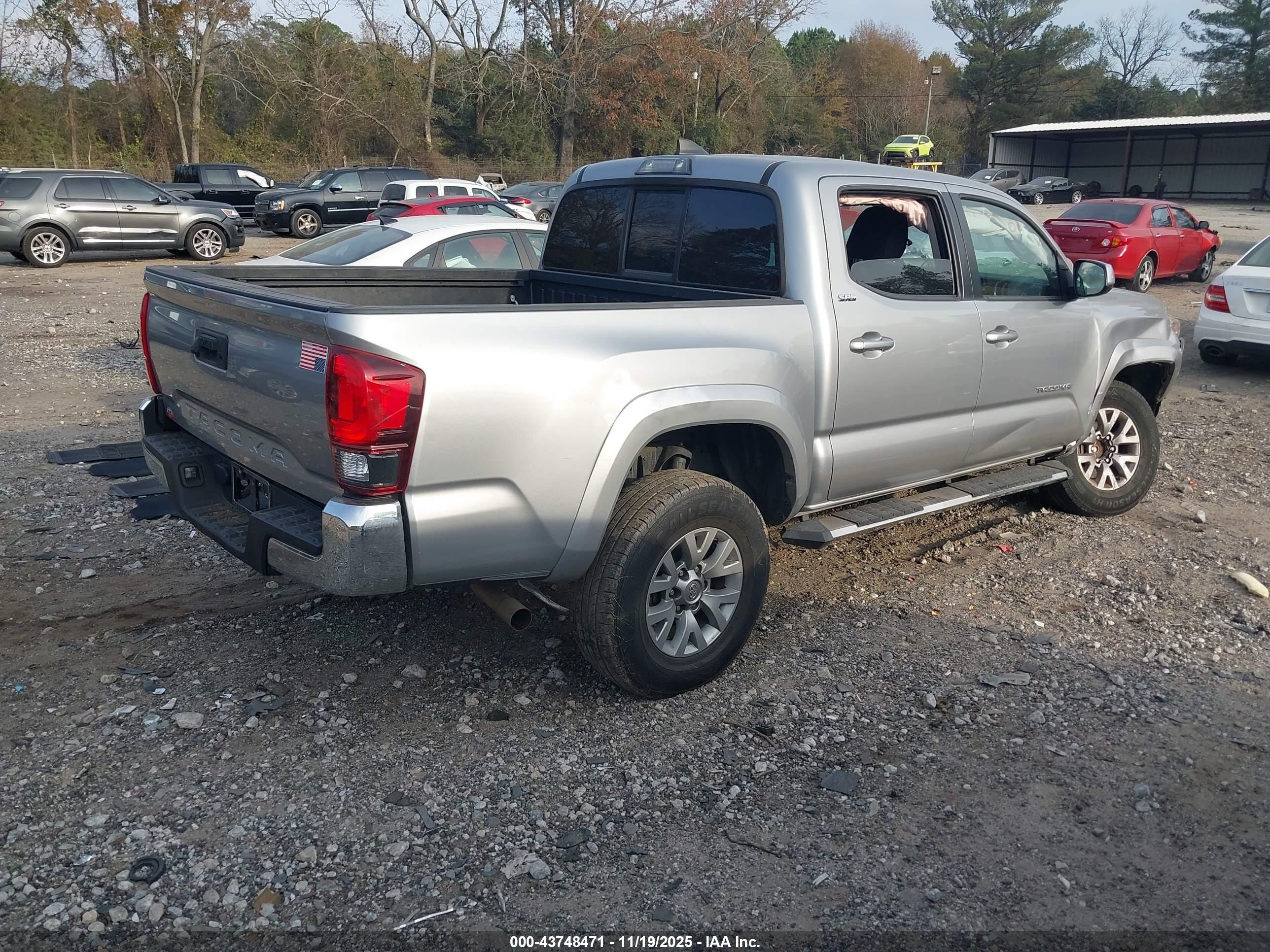 TOYOTA TACOMA image 4