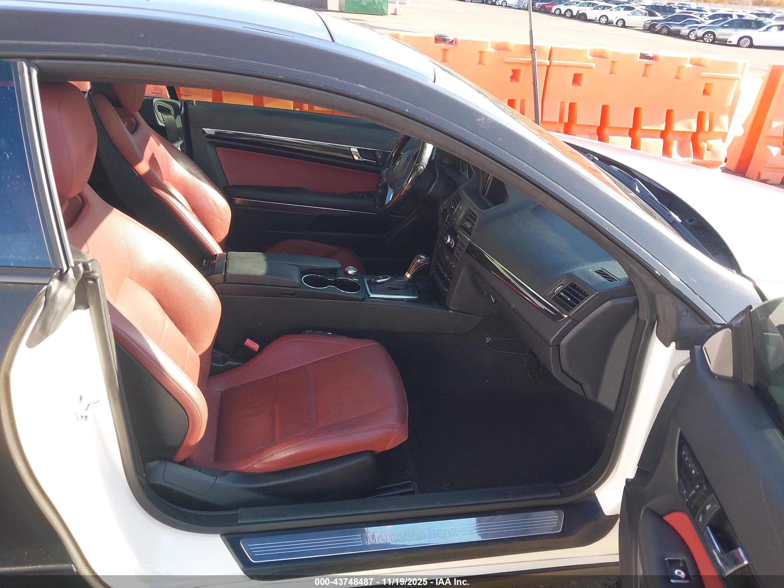 MERCEDES-BENZ E image 5