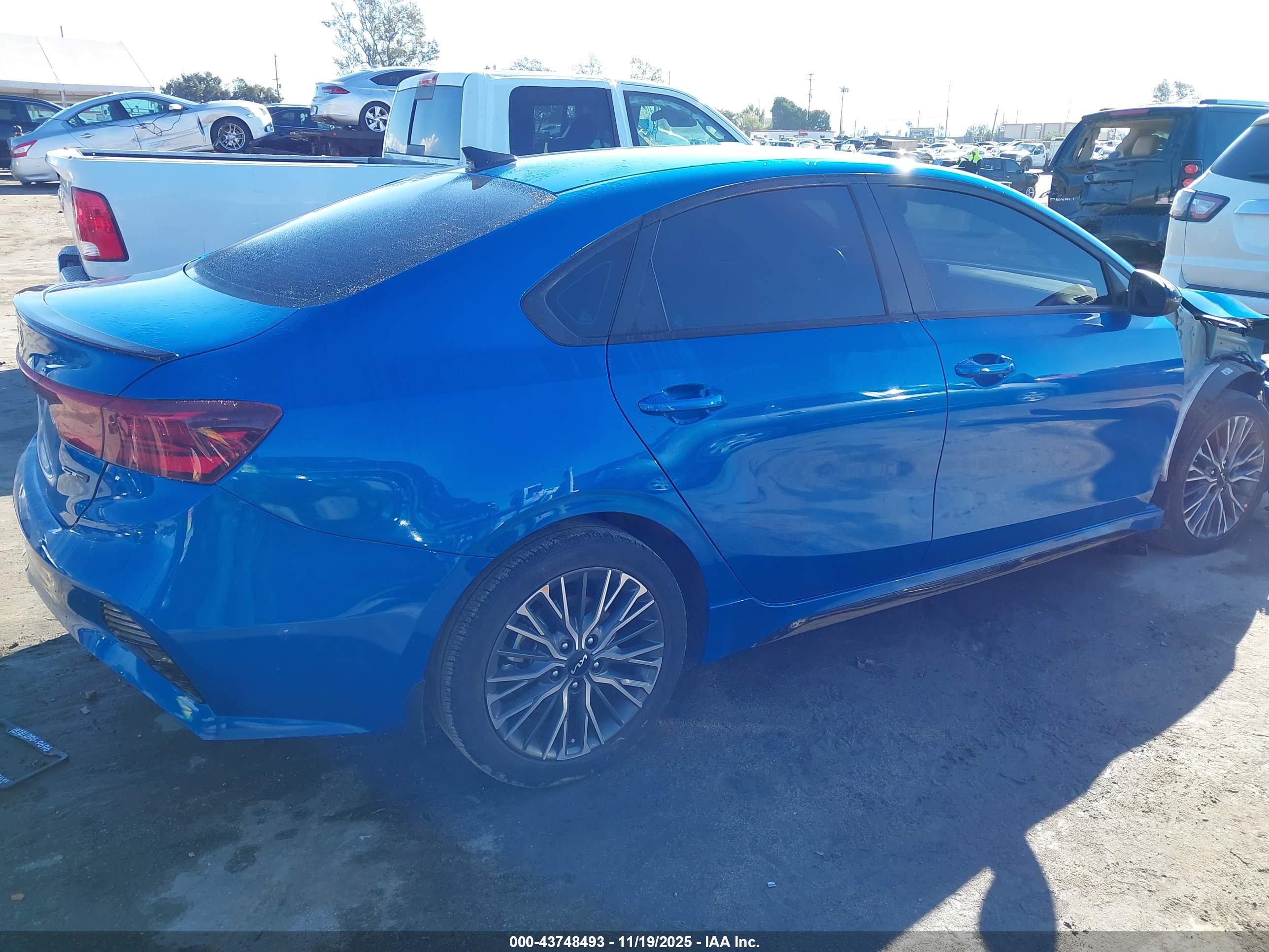 KIA FORTE image 4