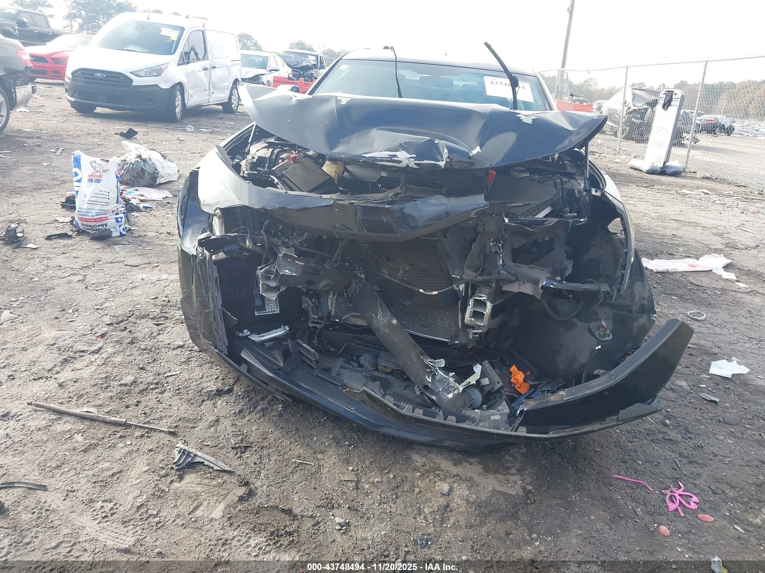 CHEVROLET CAMARO image 6