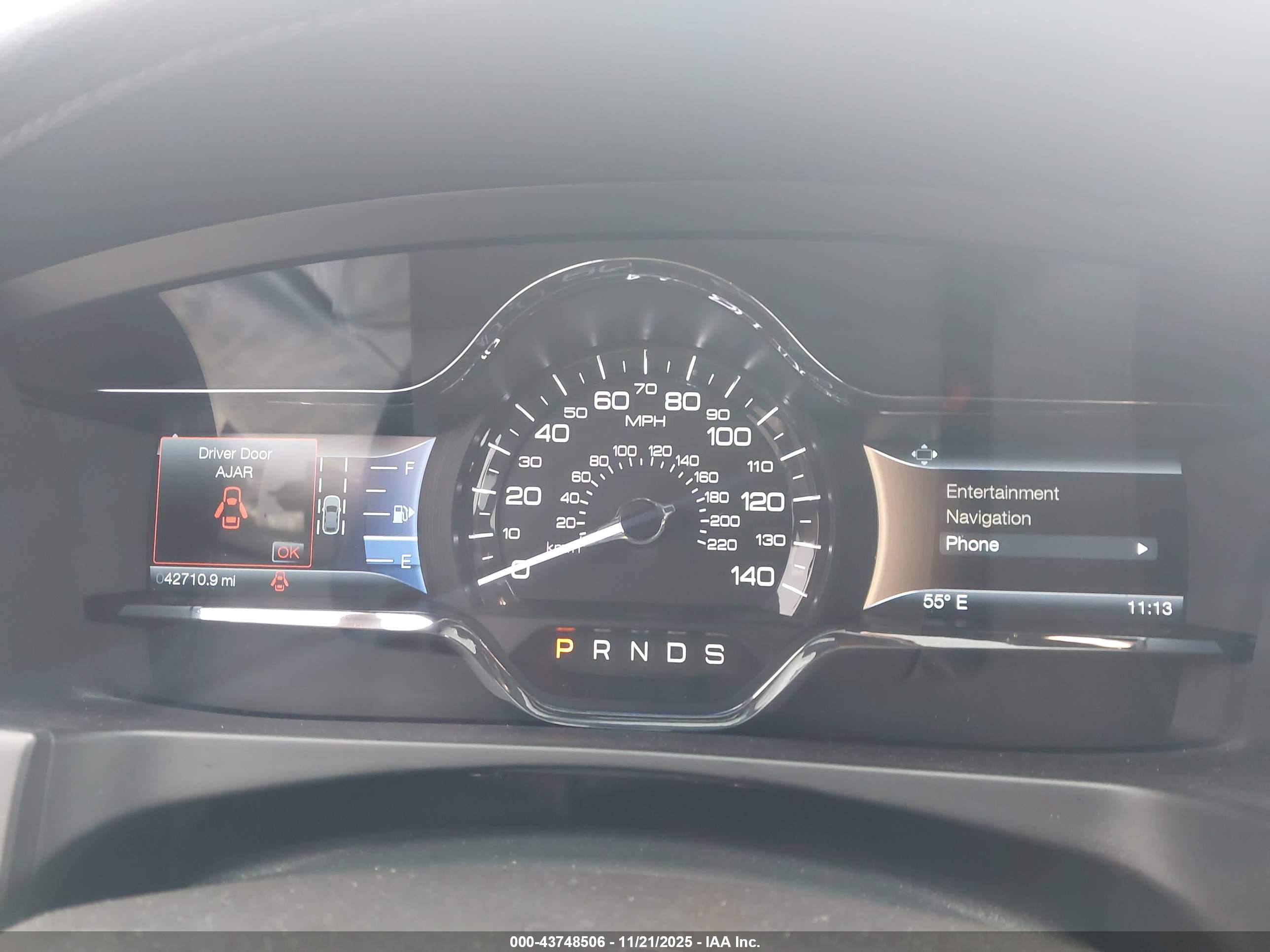 LINCOLN MKS image 7