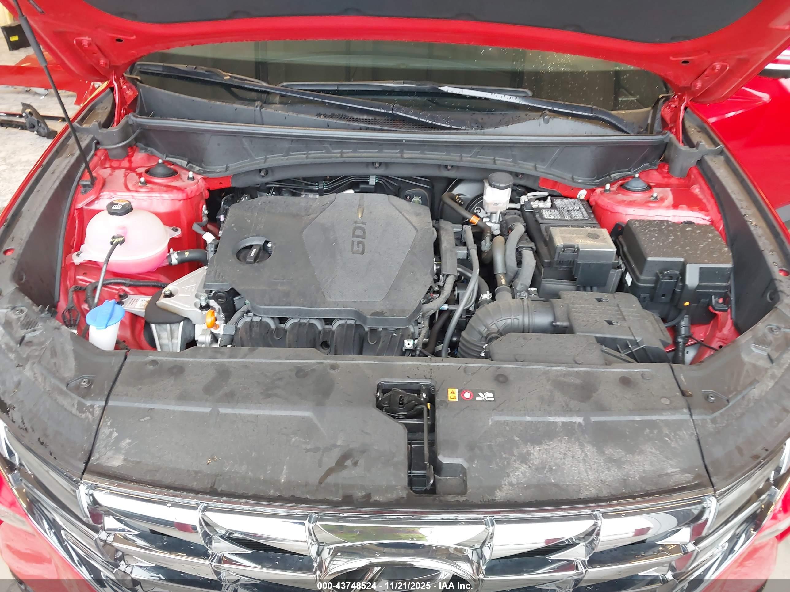 HYUNDAI TUCSON image 10