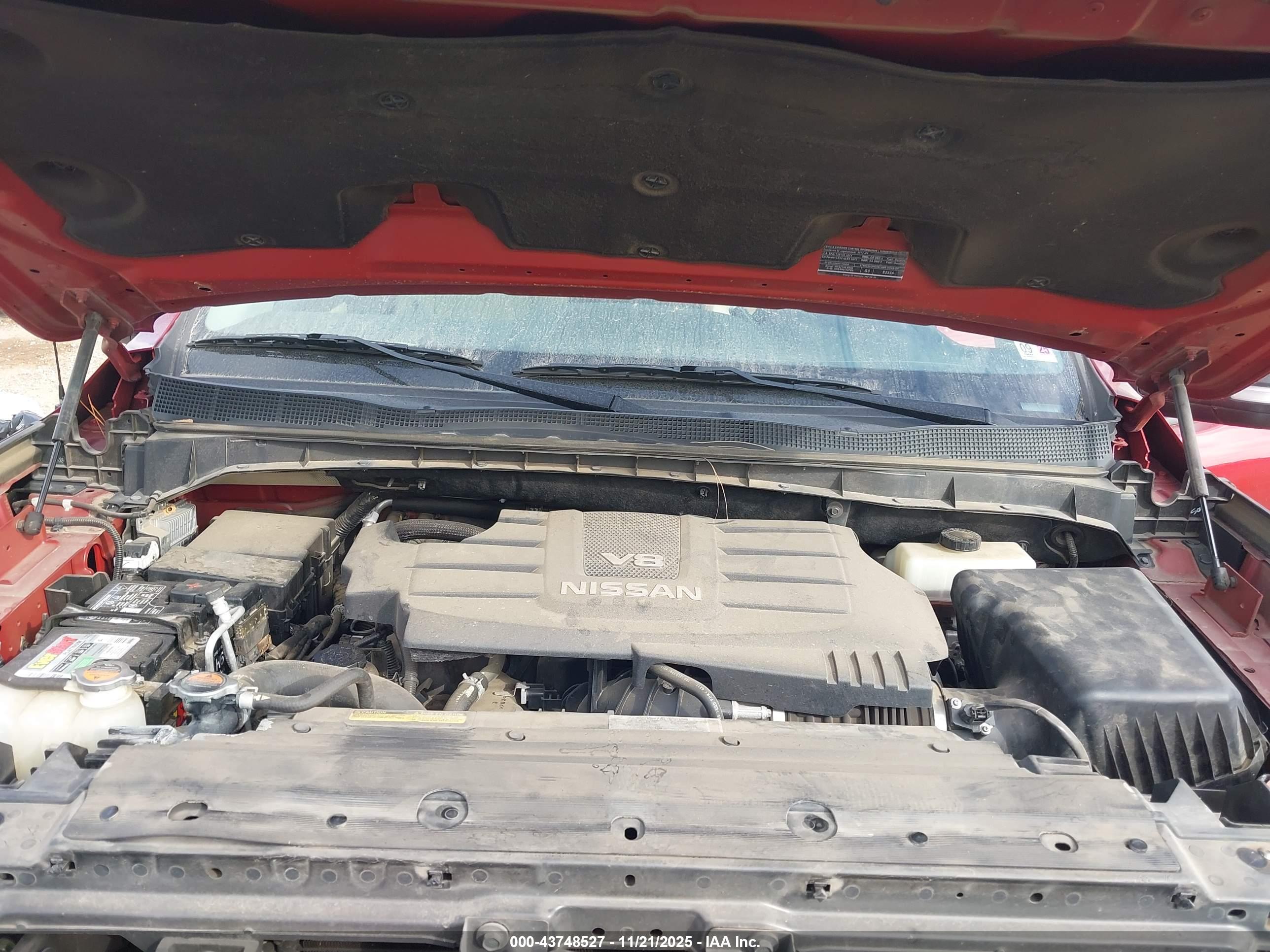 NISSAN TITAN image 10
