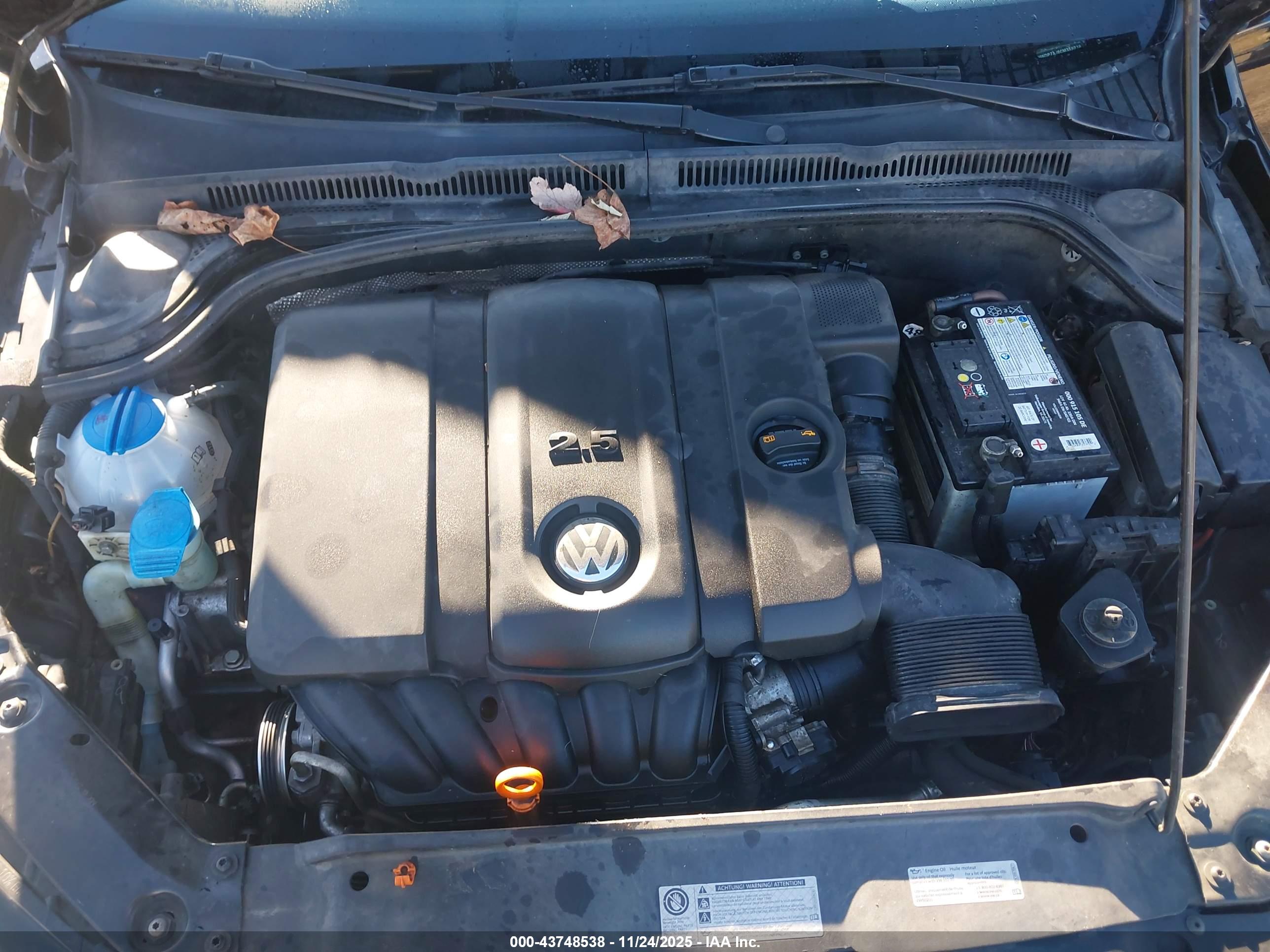 VOLKSWAGEN JETTA image 10