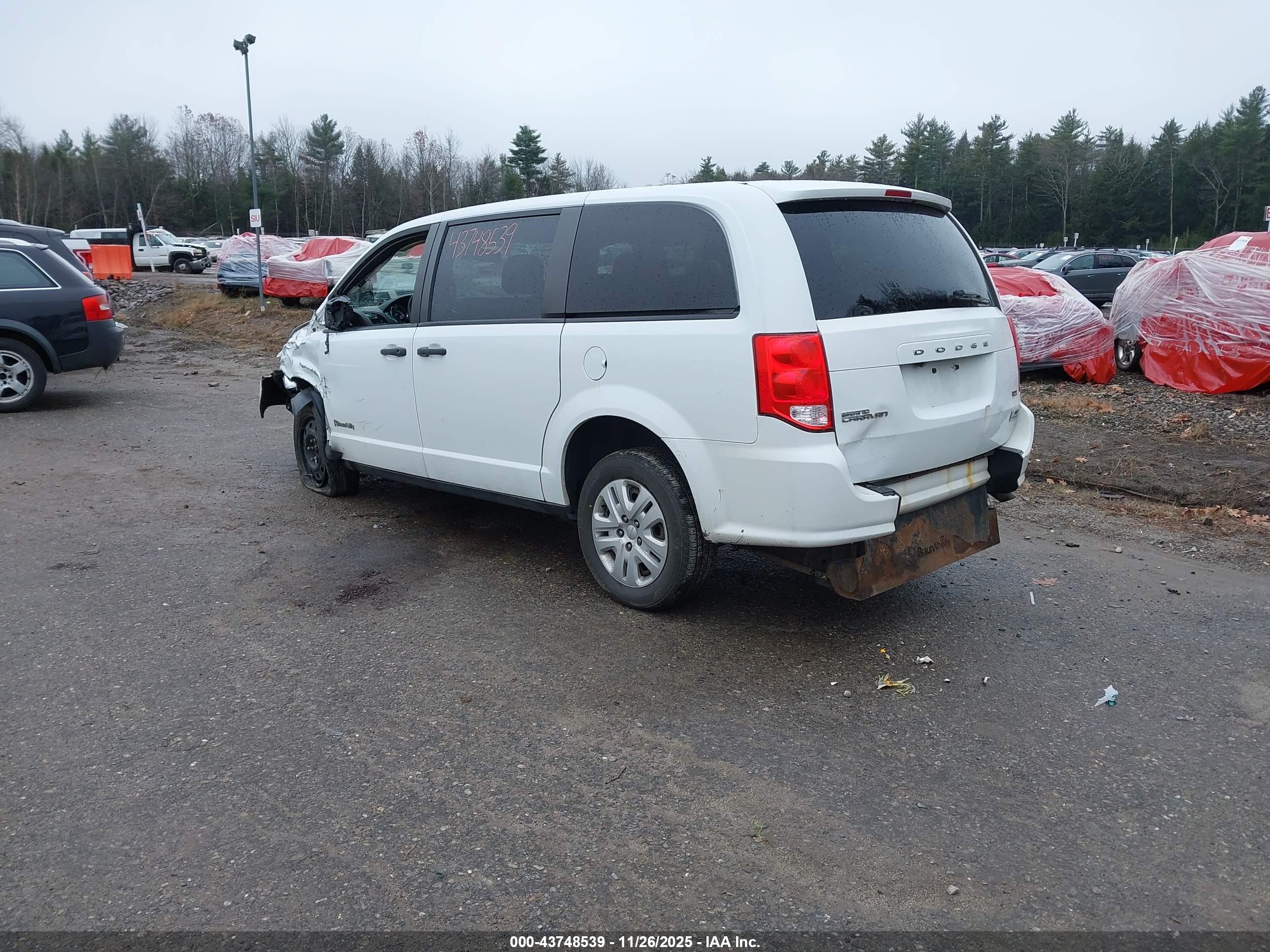 DODGE GRAND image 3