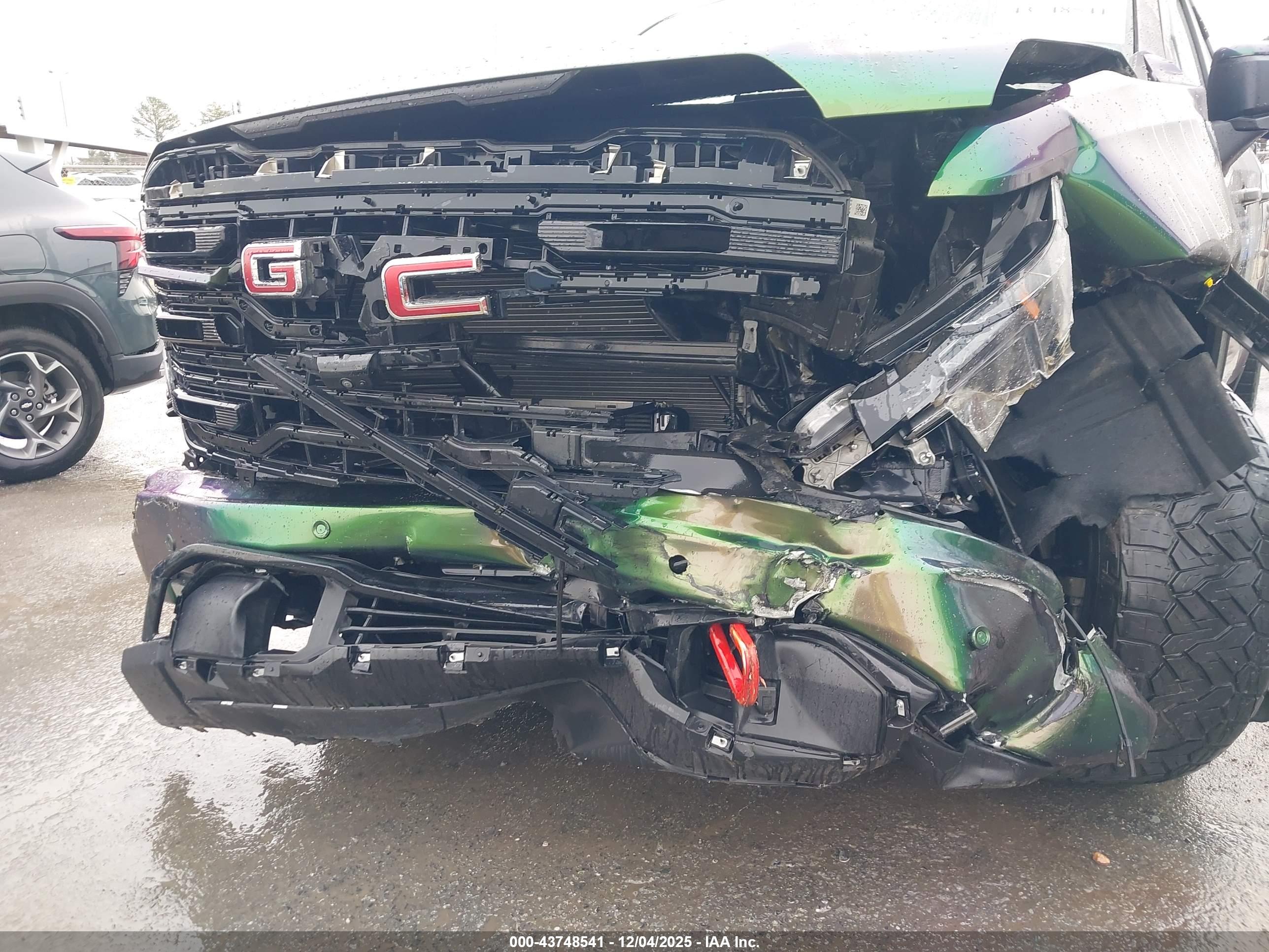 GMC SIERRA image 6