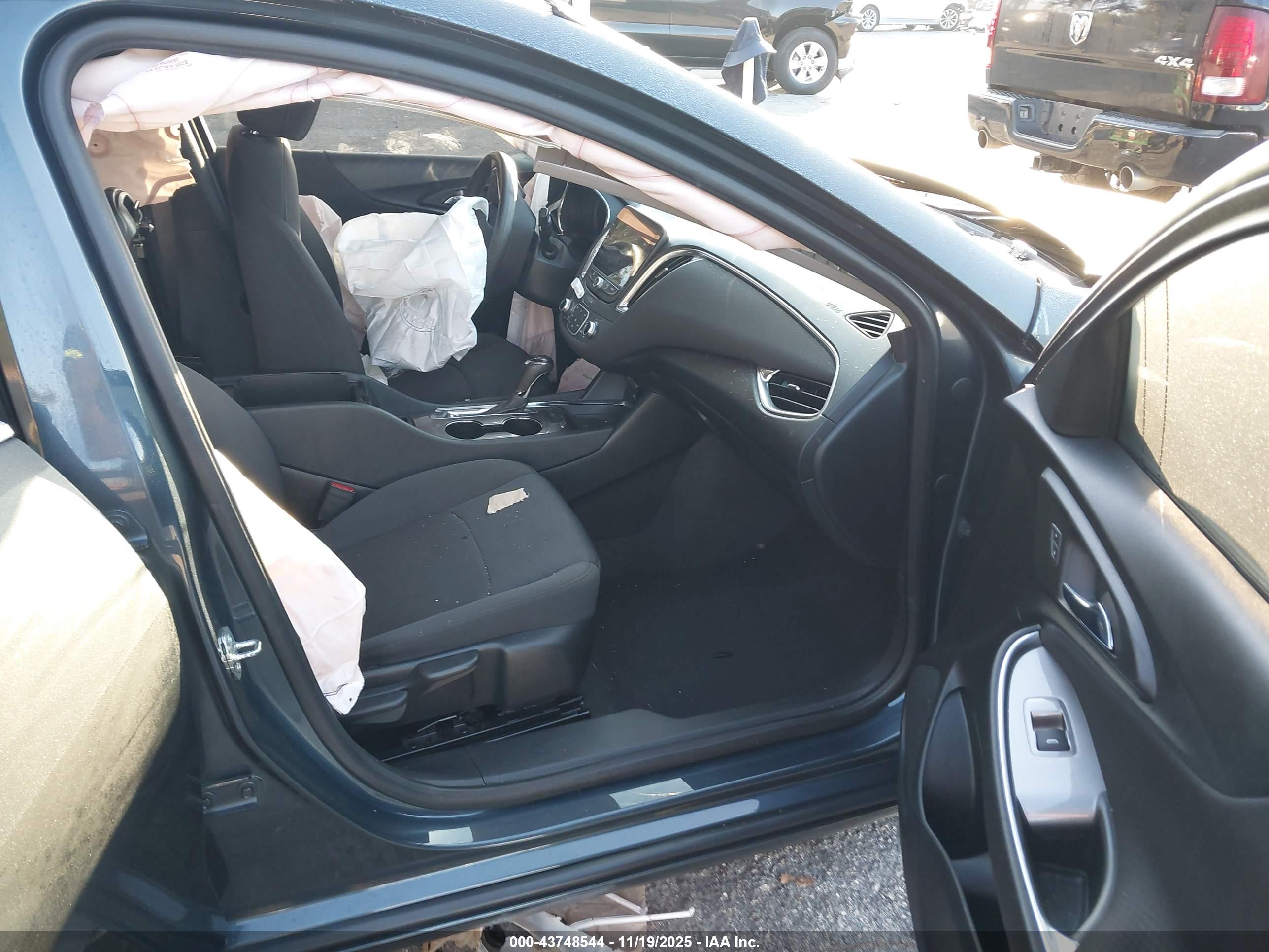 CHEVROLET MALIBU image 5