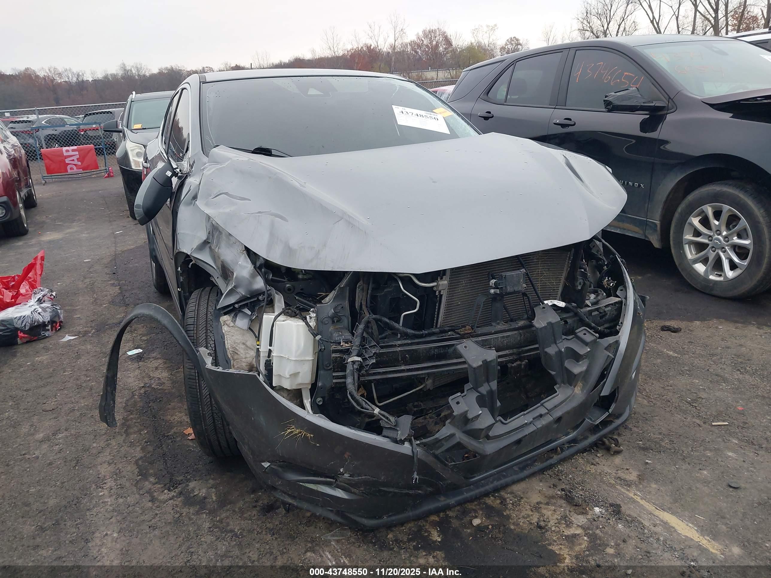 NISSAN ROGUE image 6