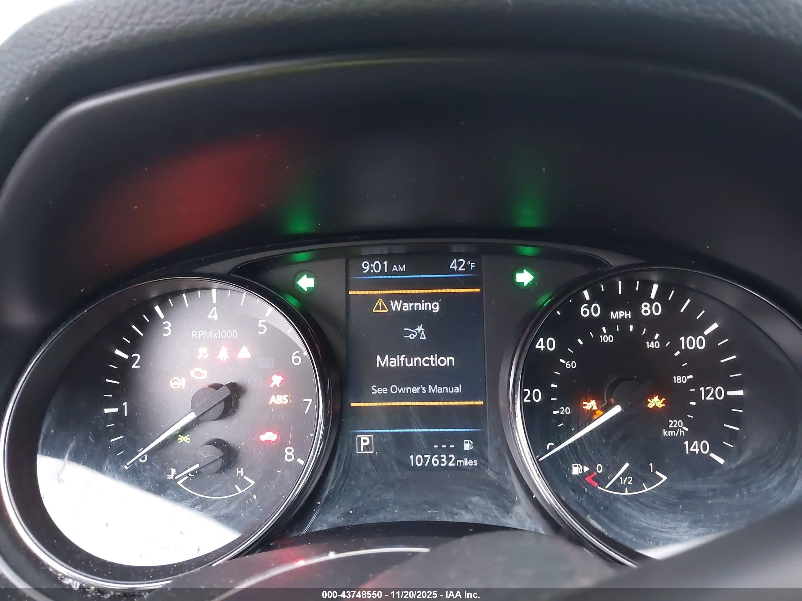 NISSAN ROGUE image 7