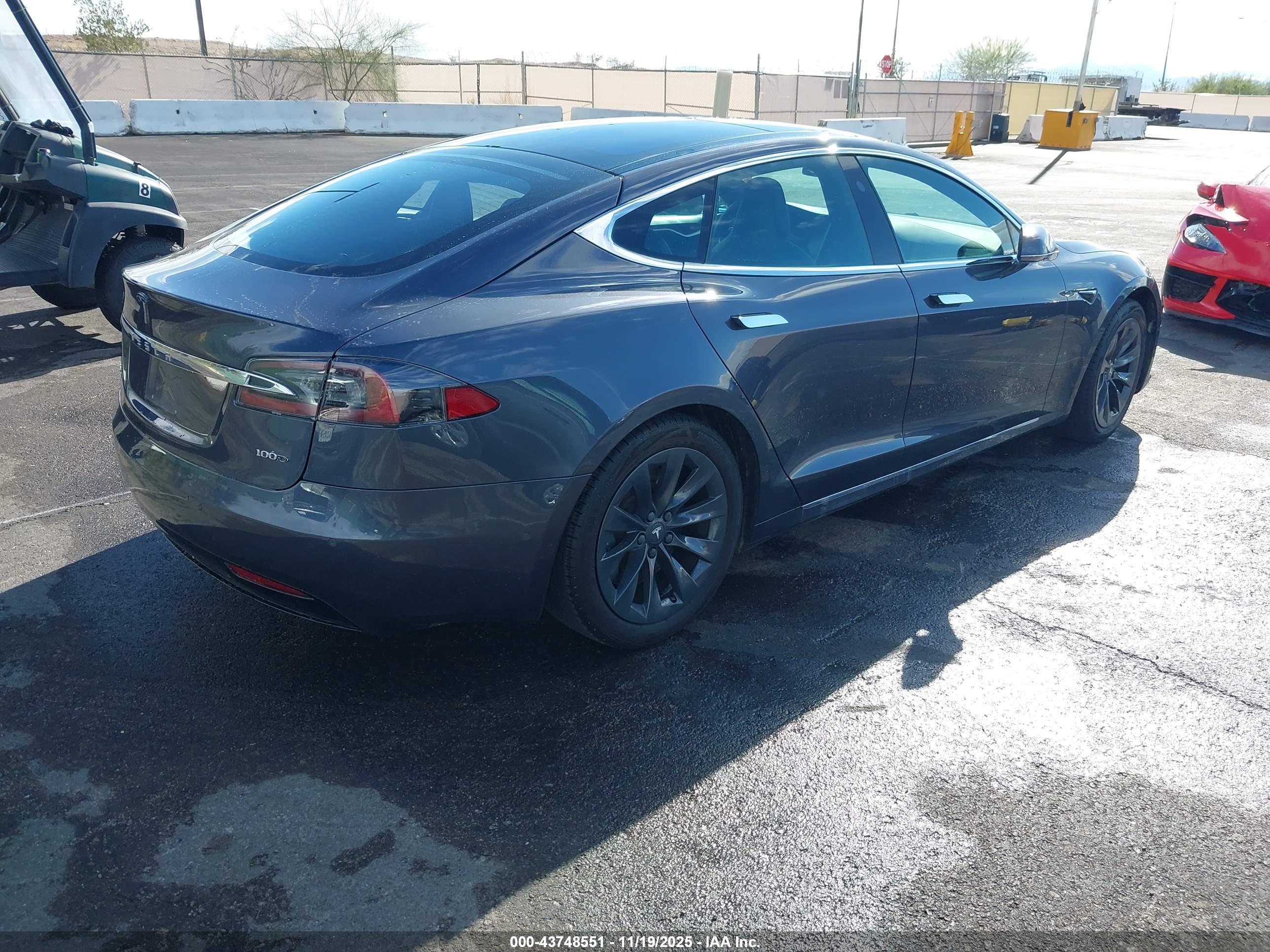 TESLA MODEL image 4
