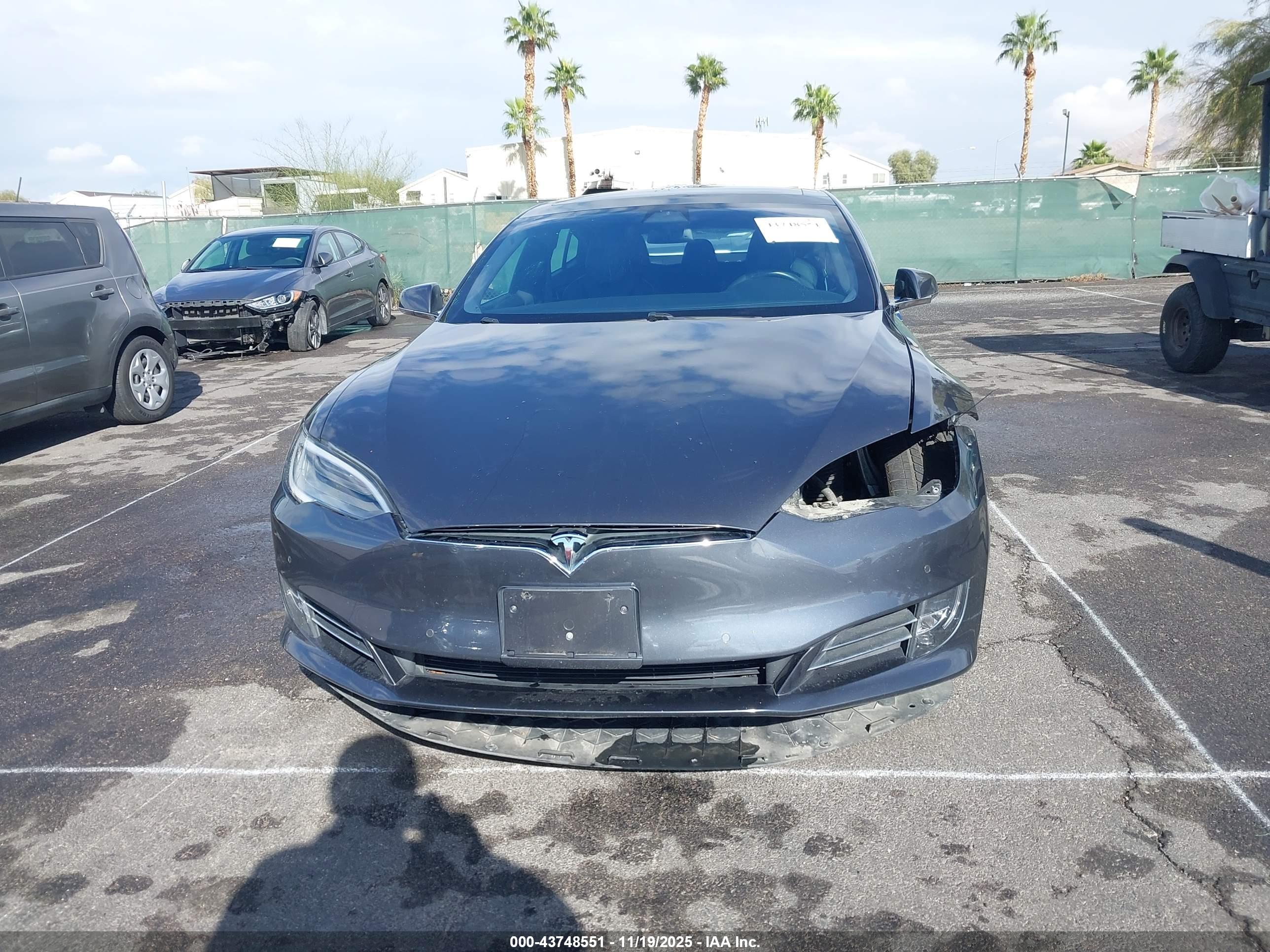 TESLA MODEL image 6