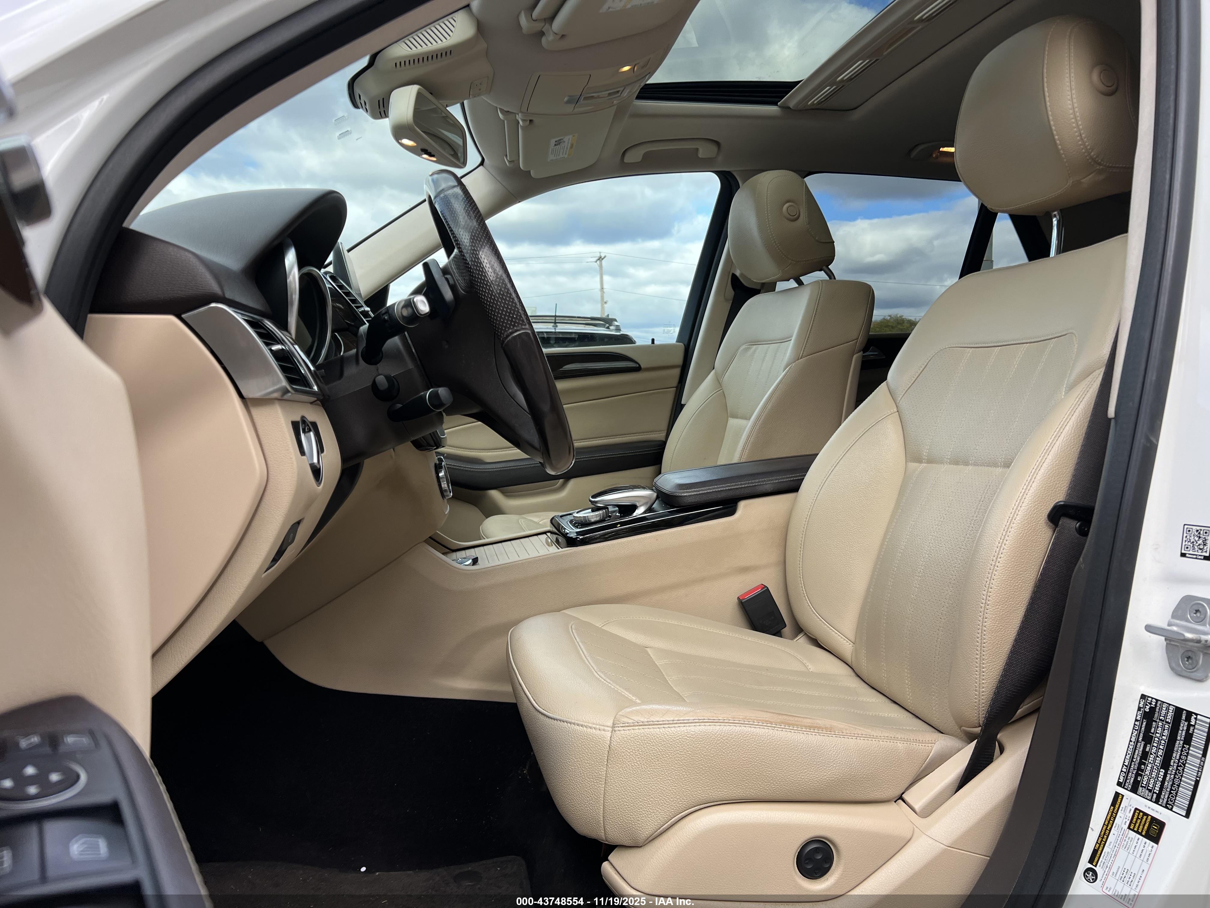 MERCEDES-BENZ GLE image 5