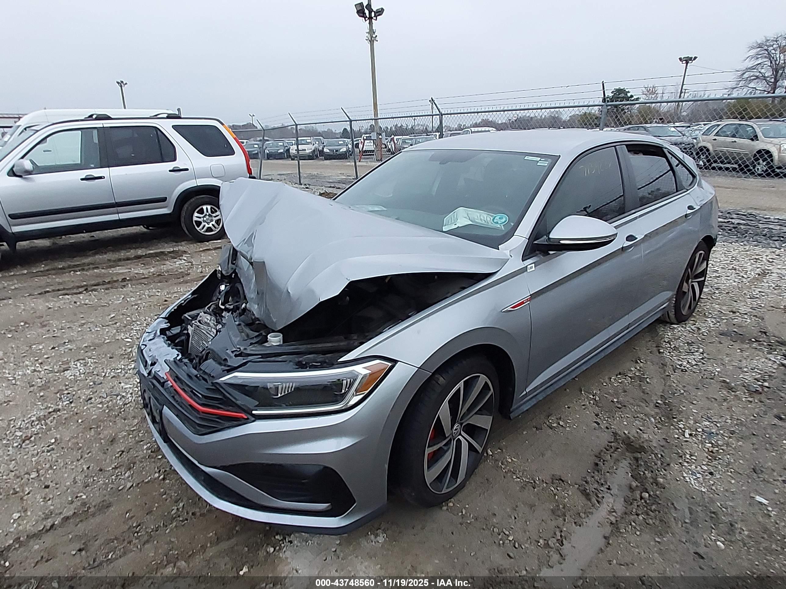 VOLKSWAGEN JETTA image 2