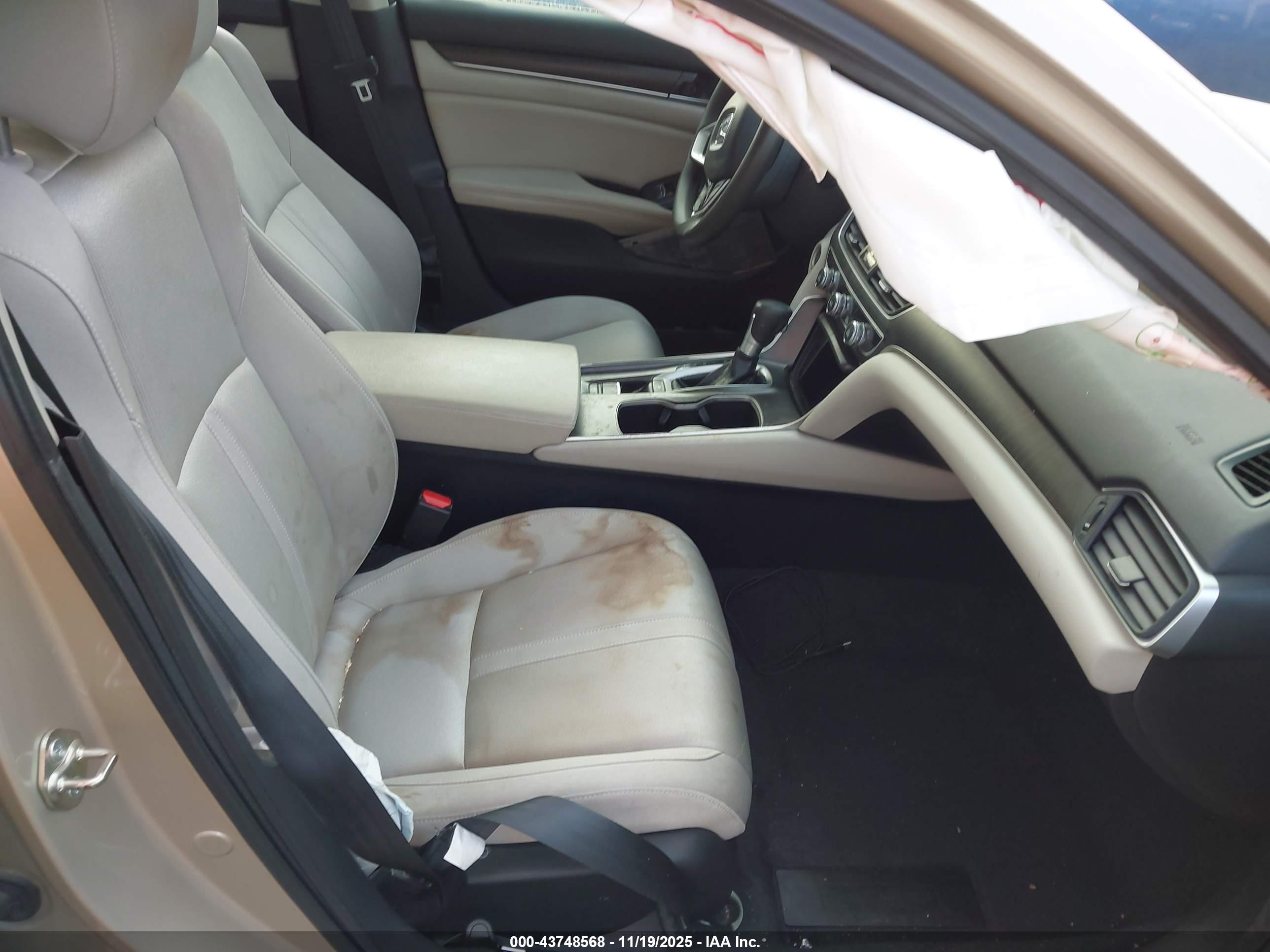 HONDA ACCORD image 5