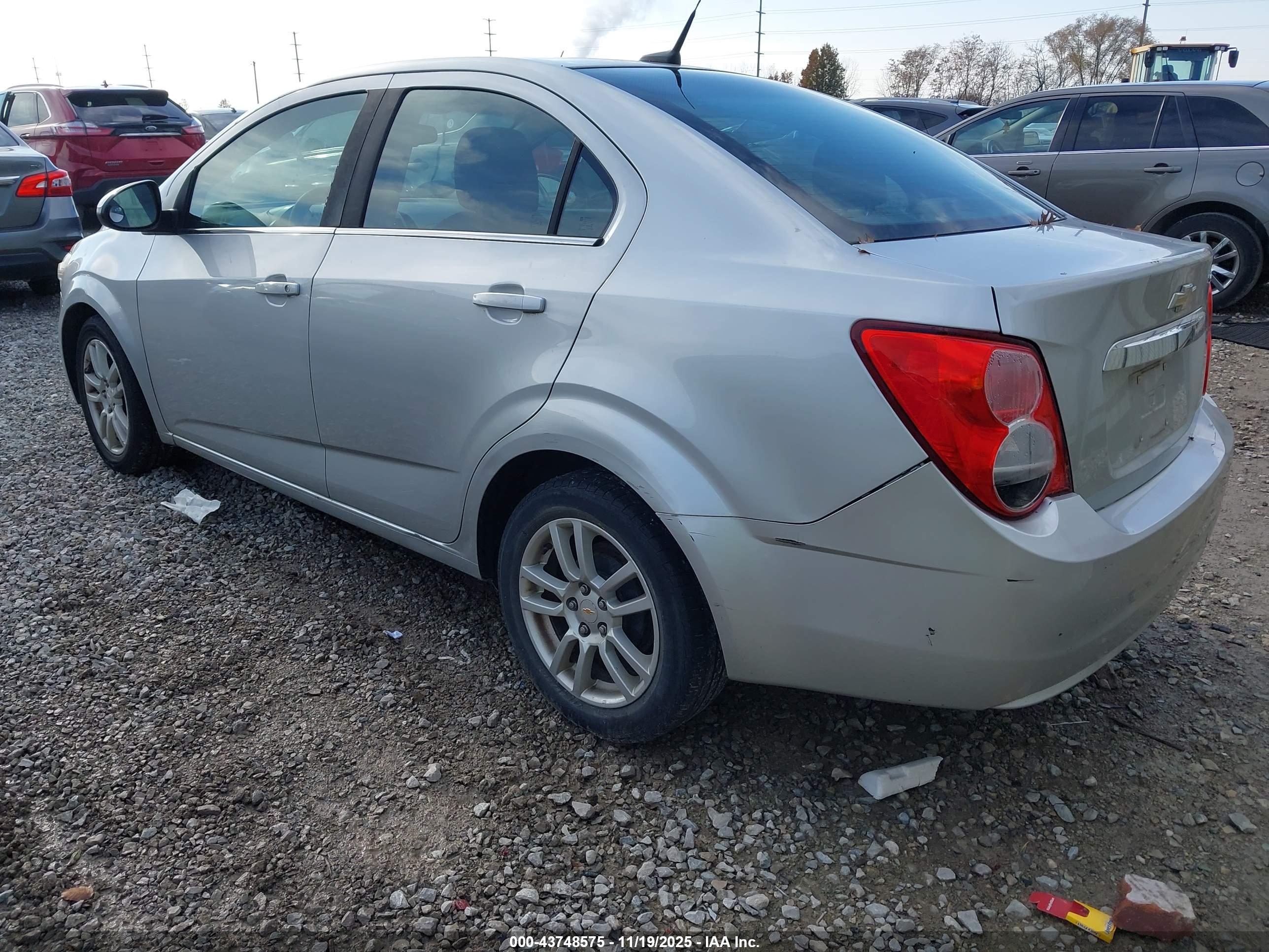 CHEVROLET SONIC image 3