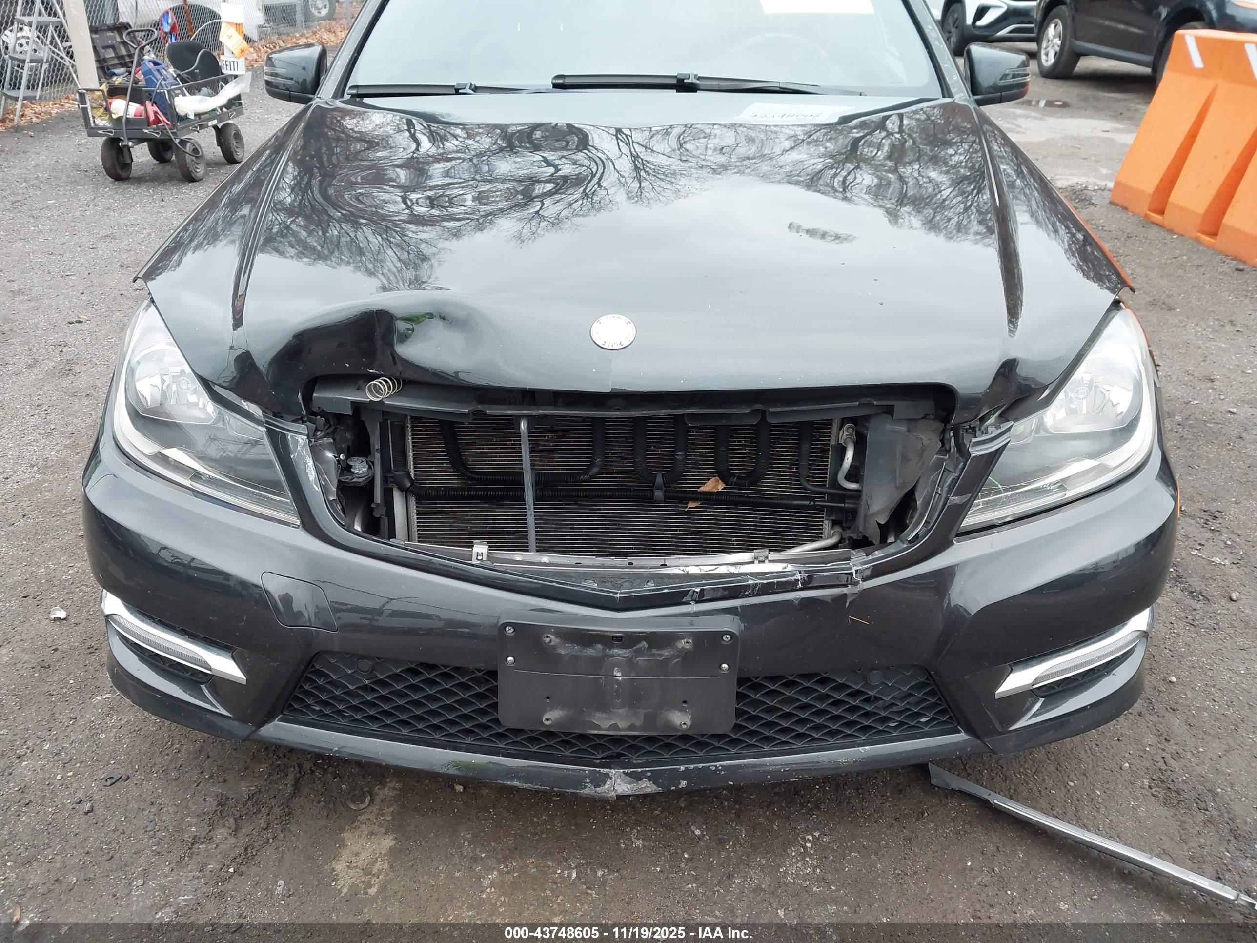 MERCEDES-BENZ C image 6