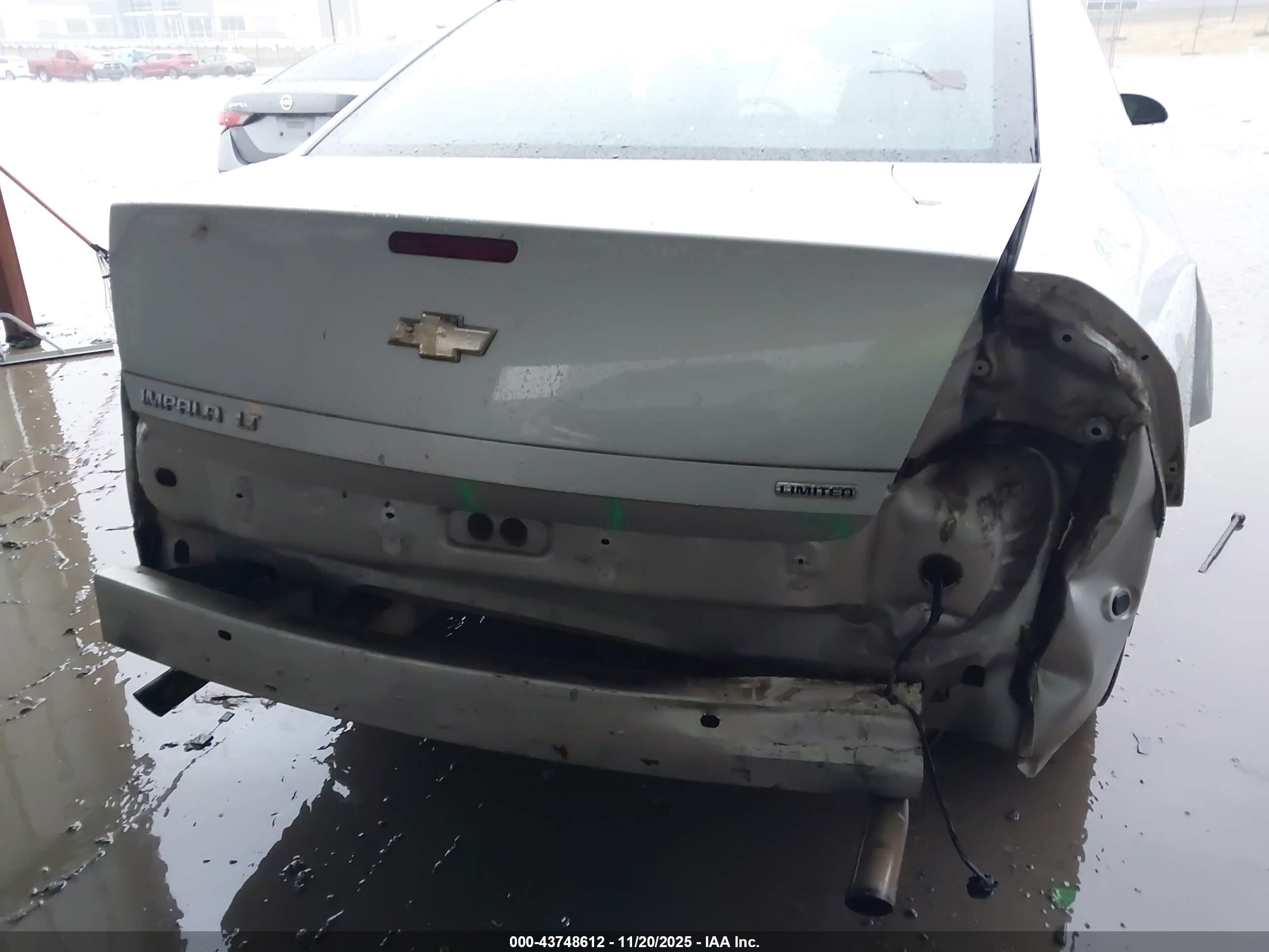 CHEVROLET IMPALA image 6