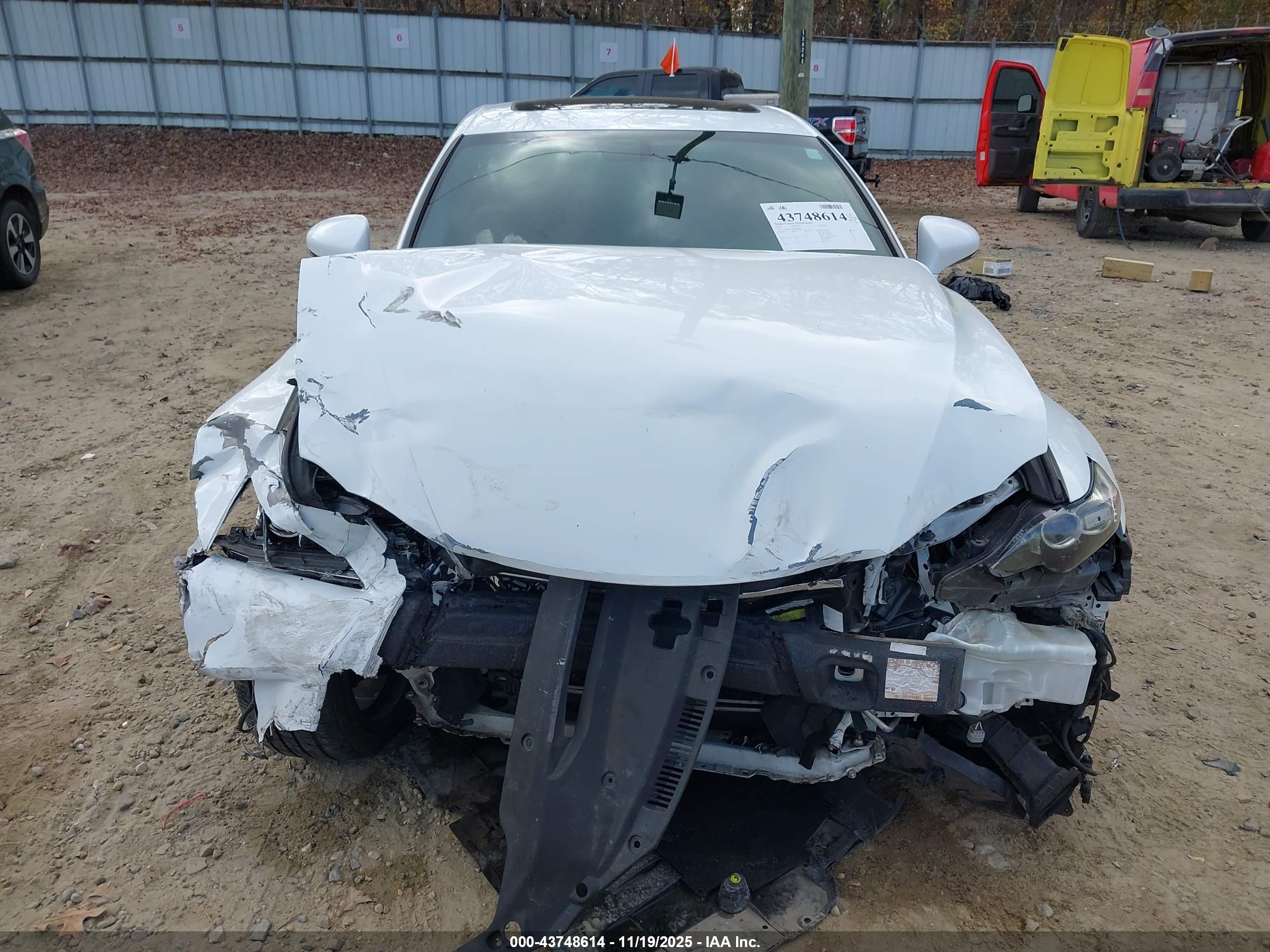 LEXUS IS image 6