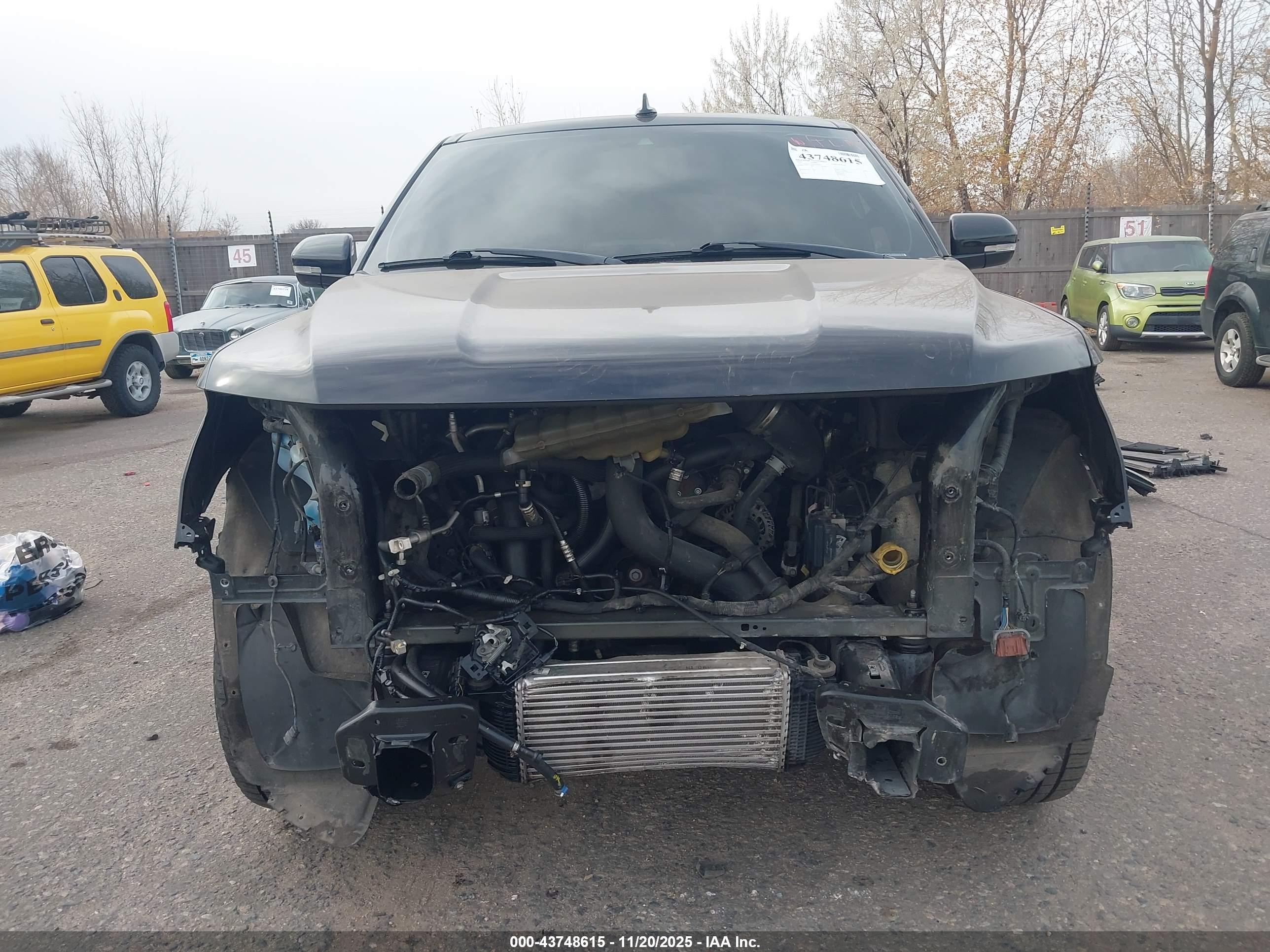 FORD EXPEDITION image 6