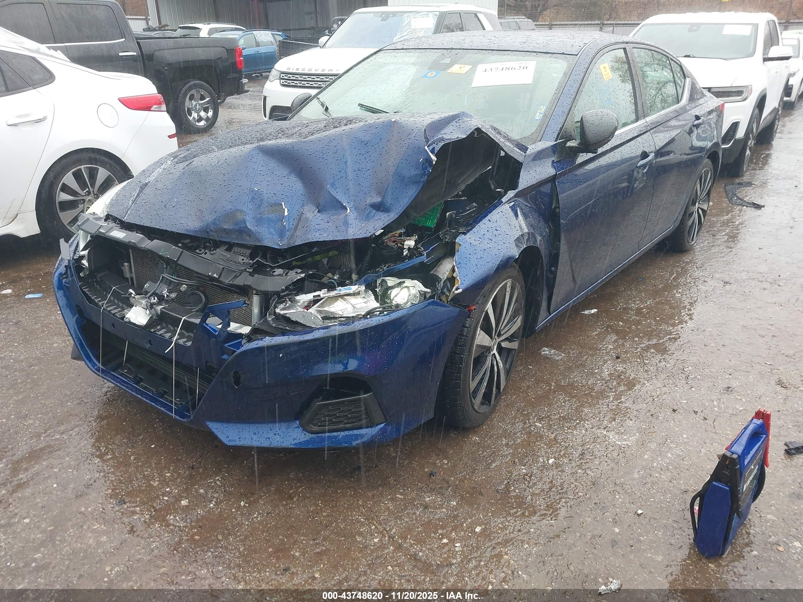NISSAN ALTIMA image 2