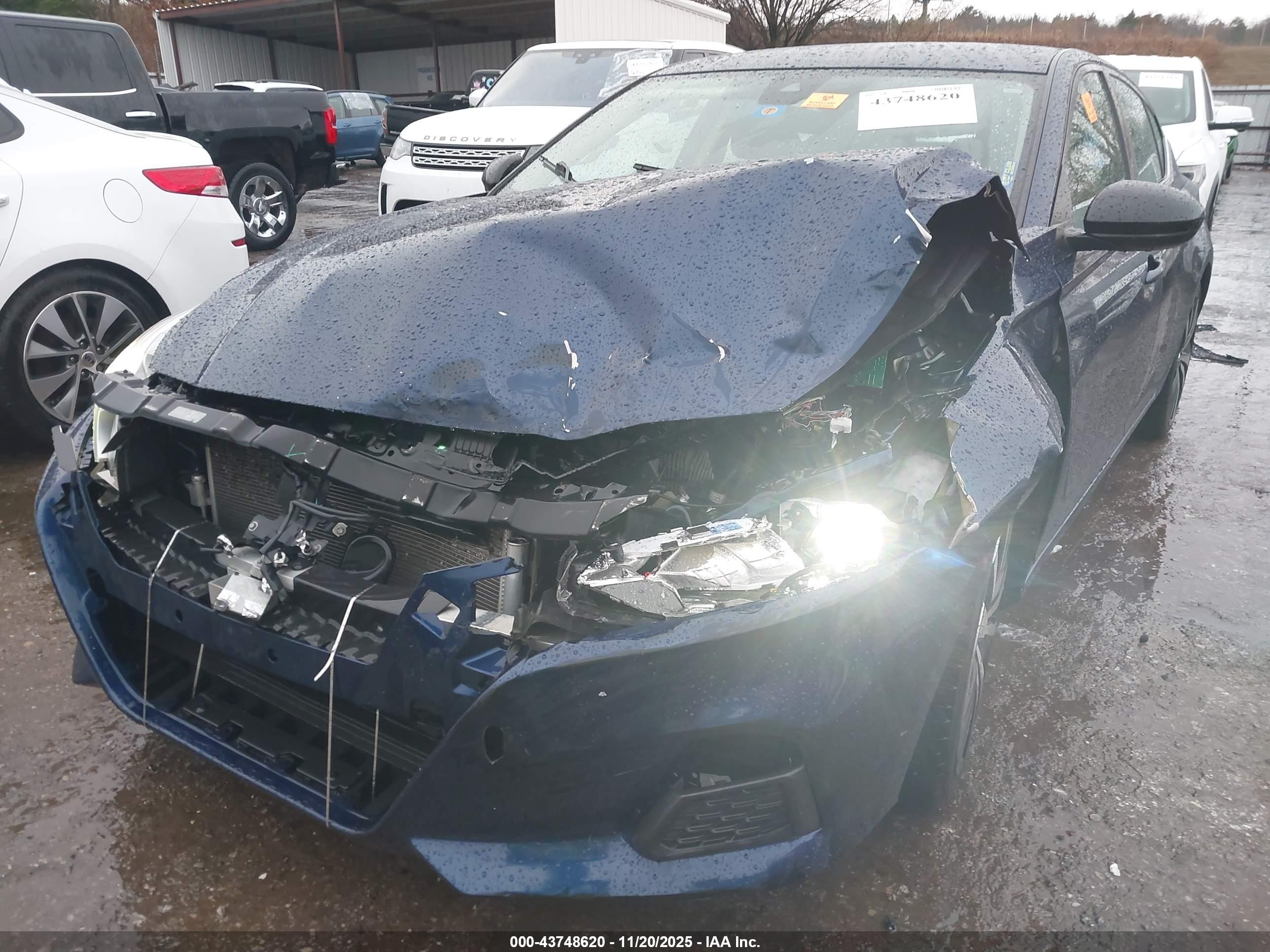 NISSAN ALTIMA image 6