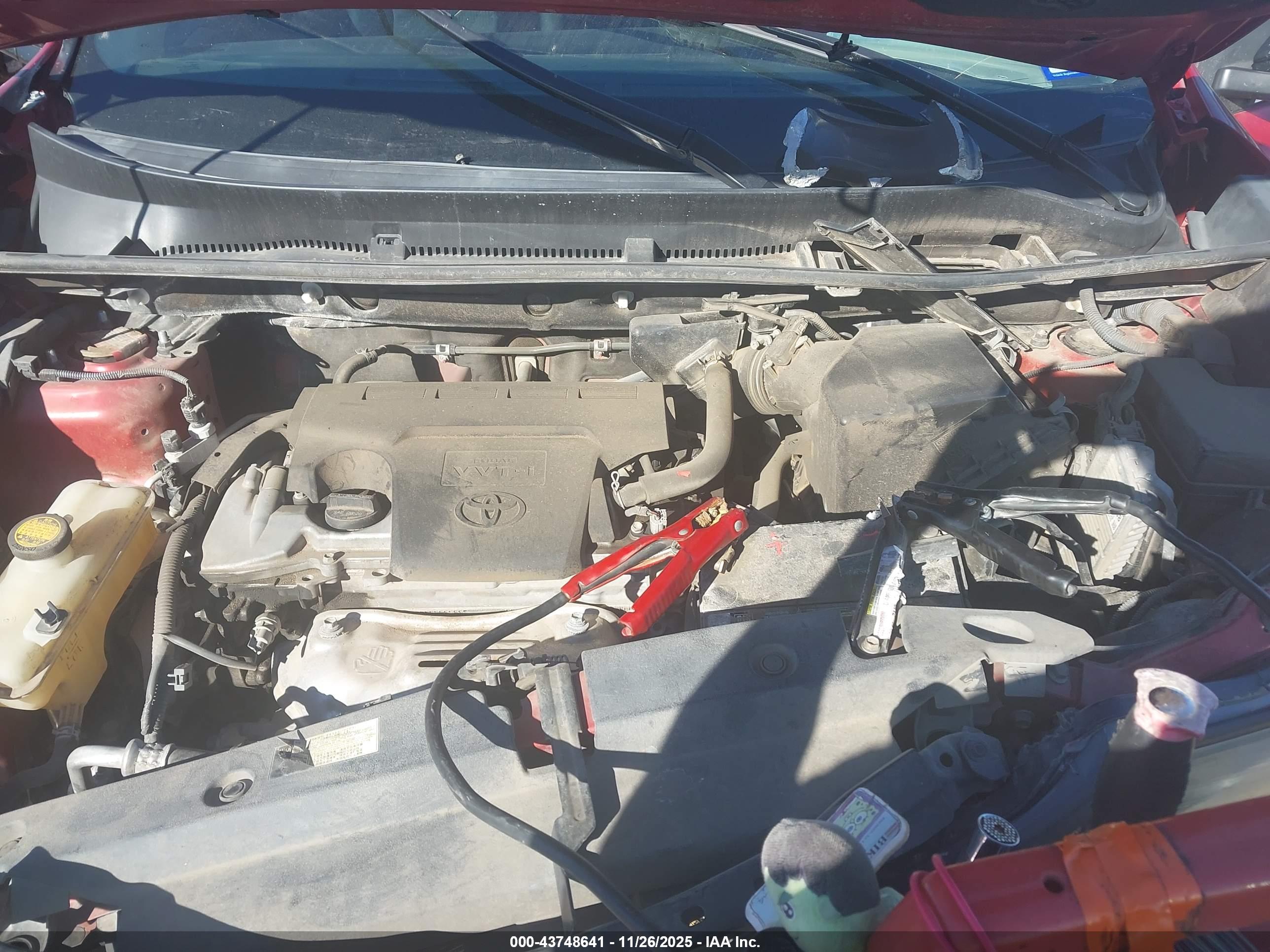 TOYOTA RAV4 image 10