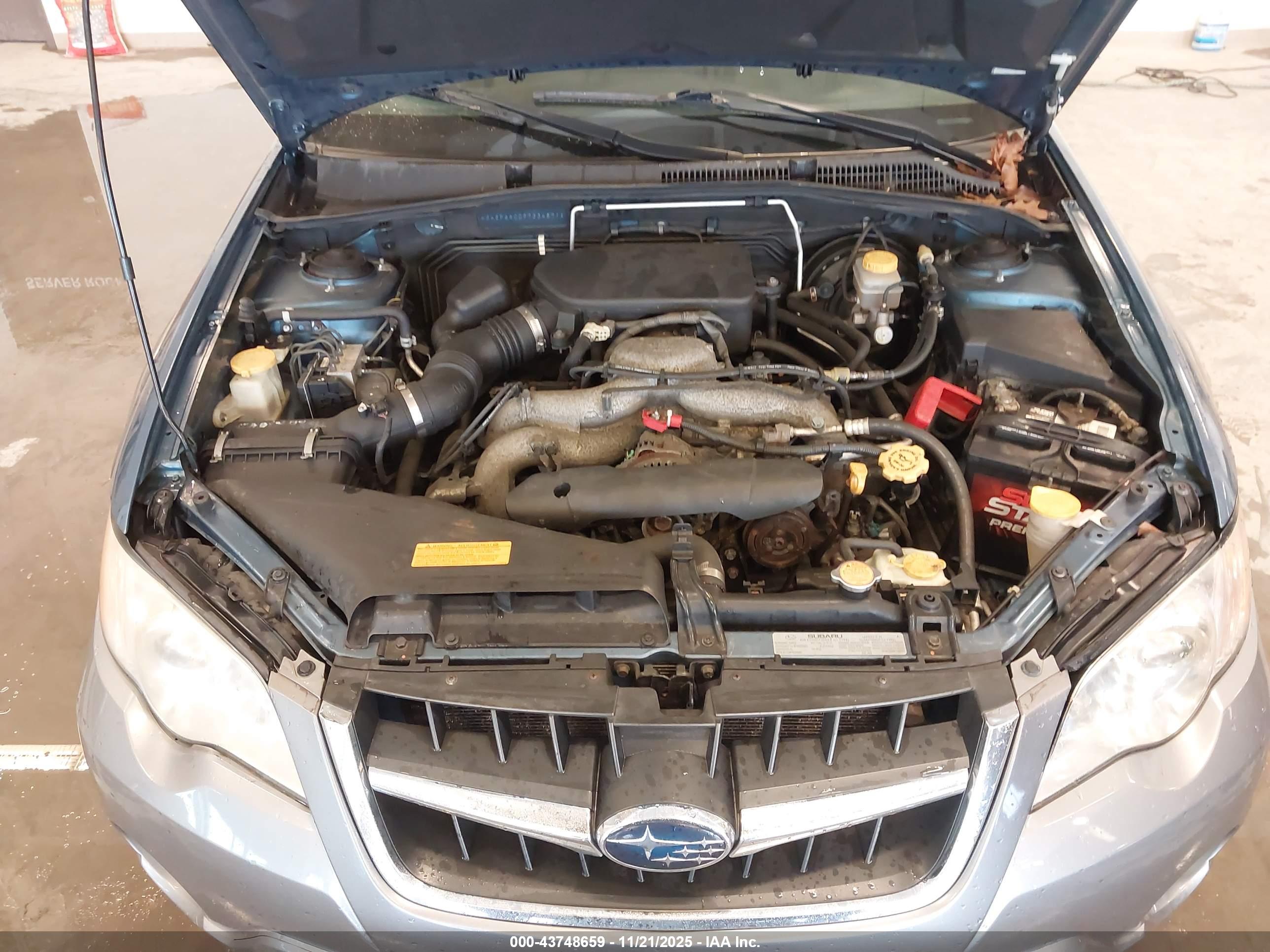 SUBARU OUTBACK image 10