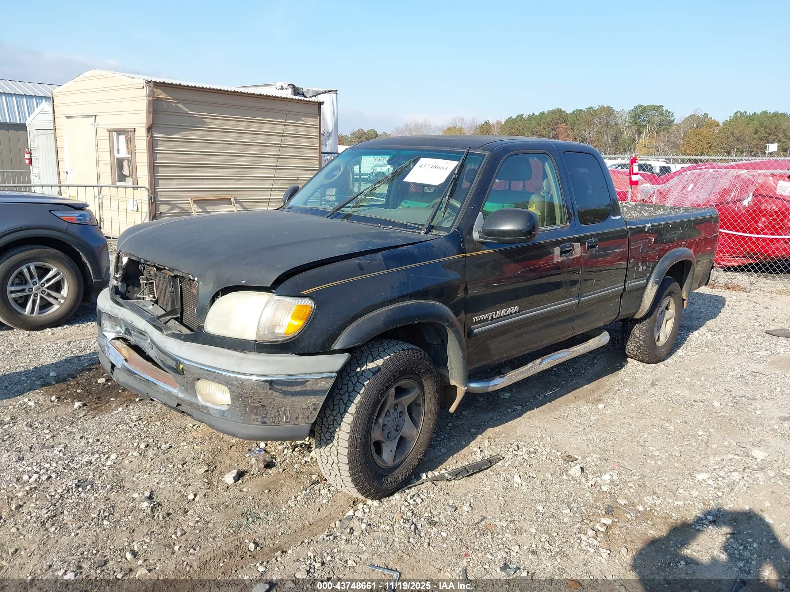 TOYOTA TUNDRA image 2
