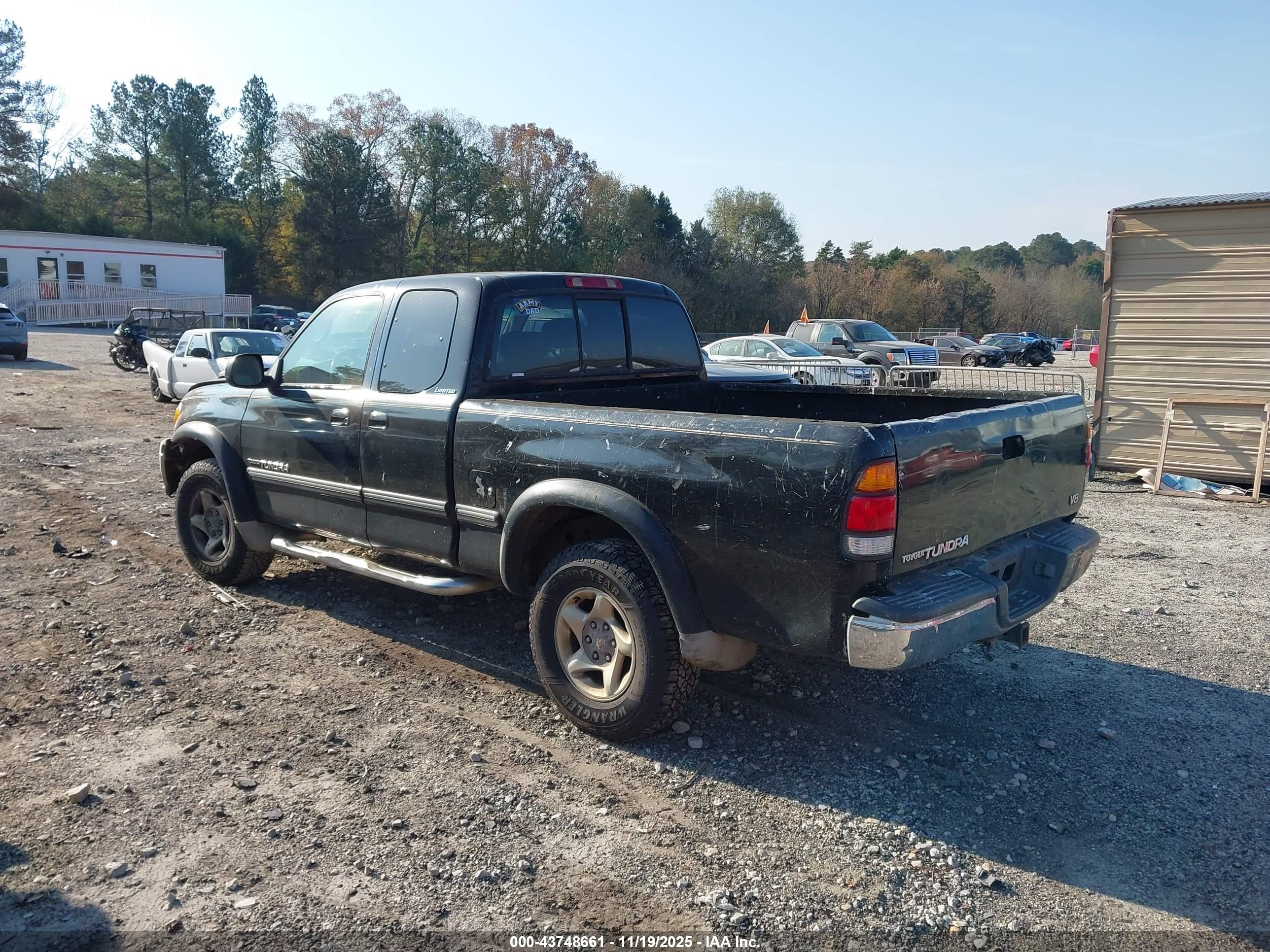 TOYOTA TUNDRA image 3