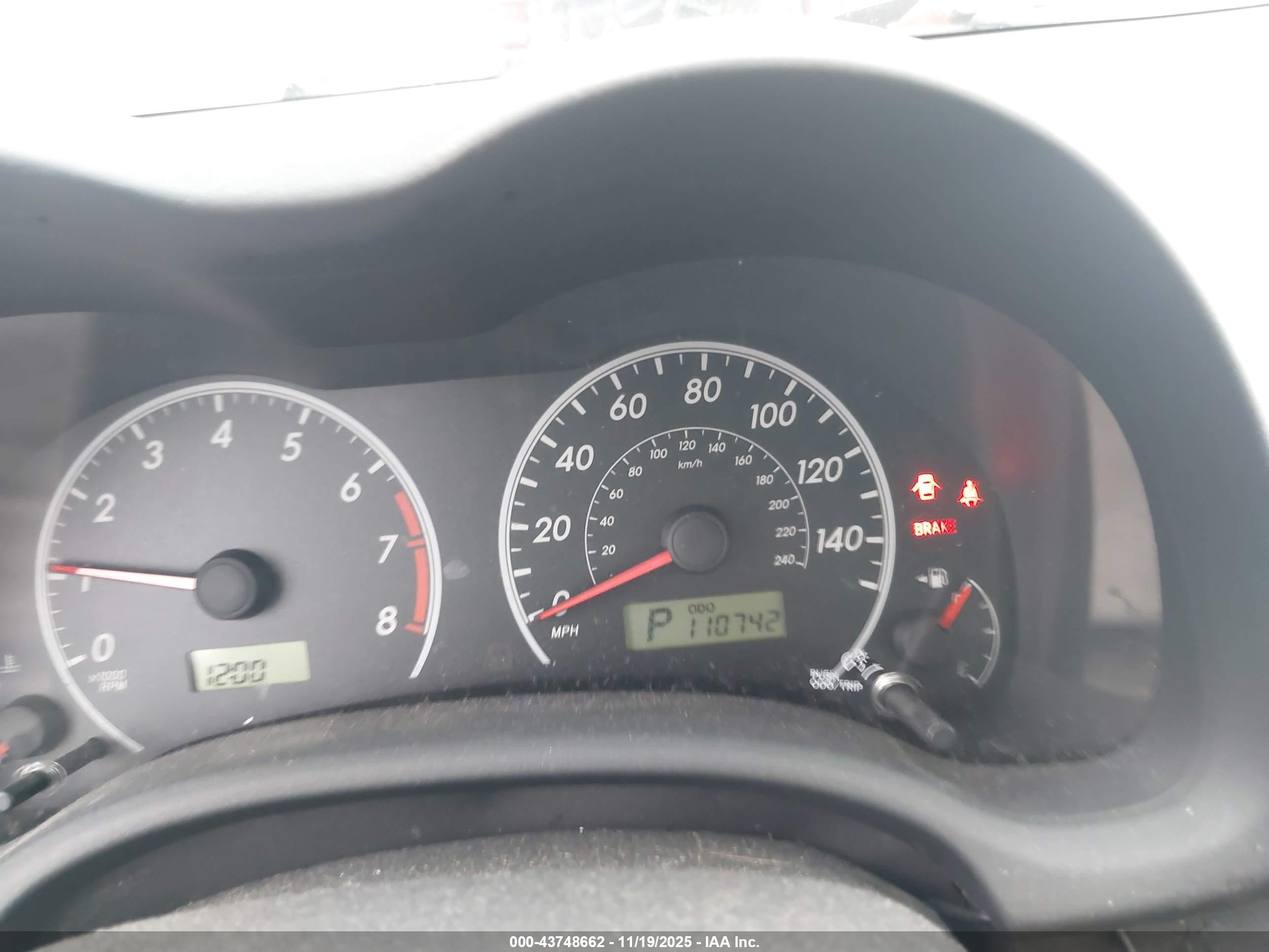 TOYOTA COROLLA image 7