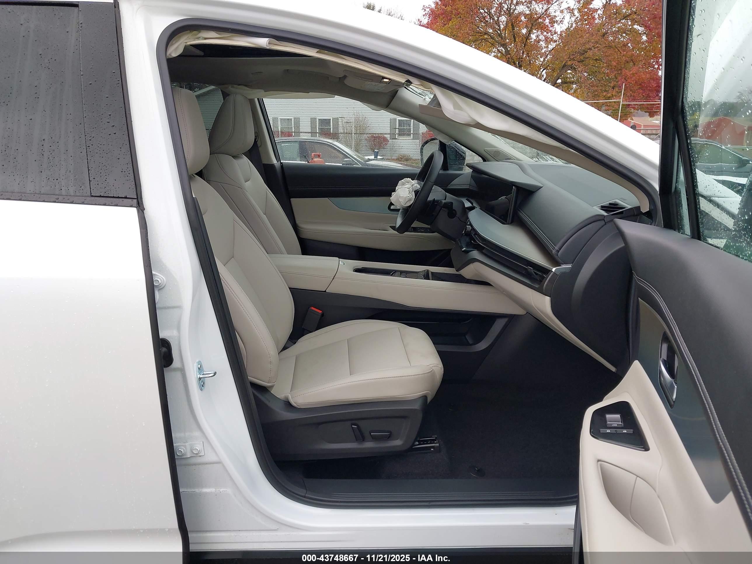 NISSAN MURANO image 5