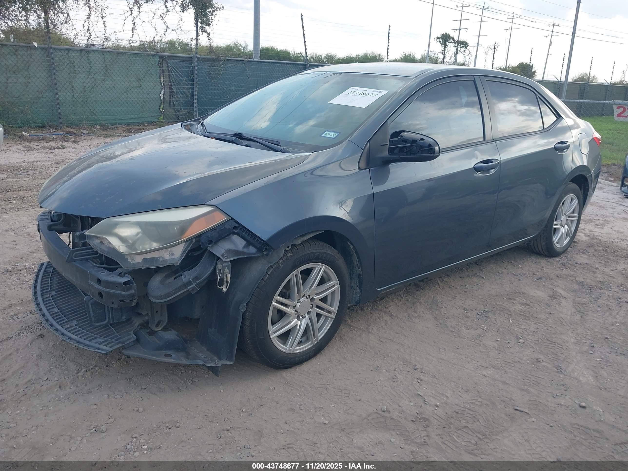 TOYOTA COROLLA image 2