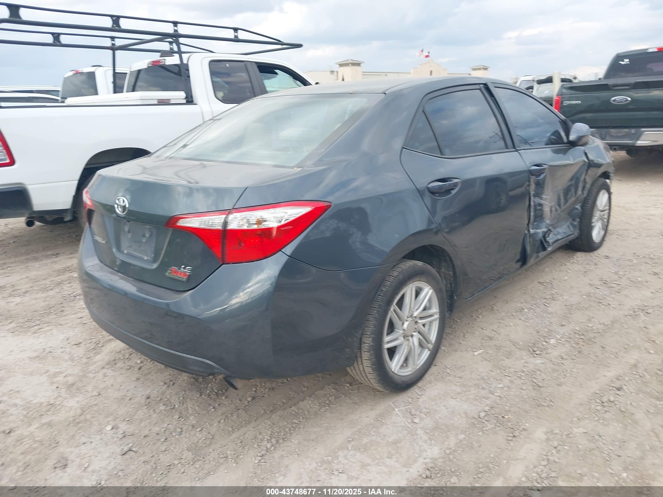 TOYOTA COROLLA image 4