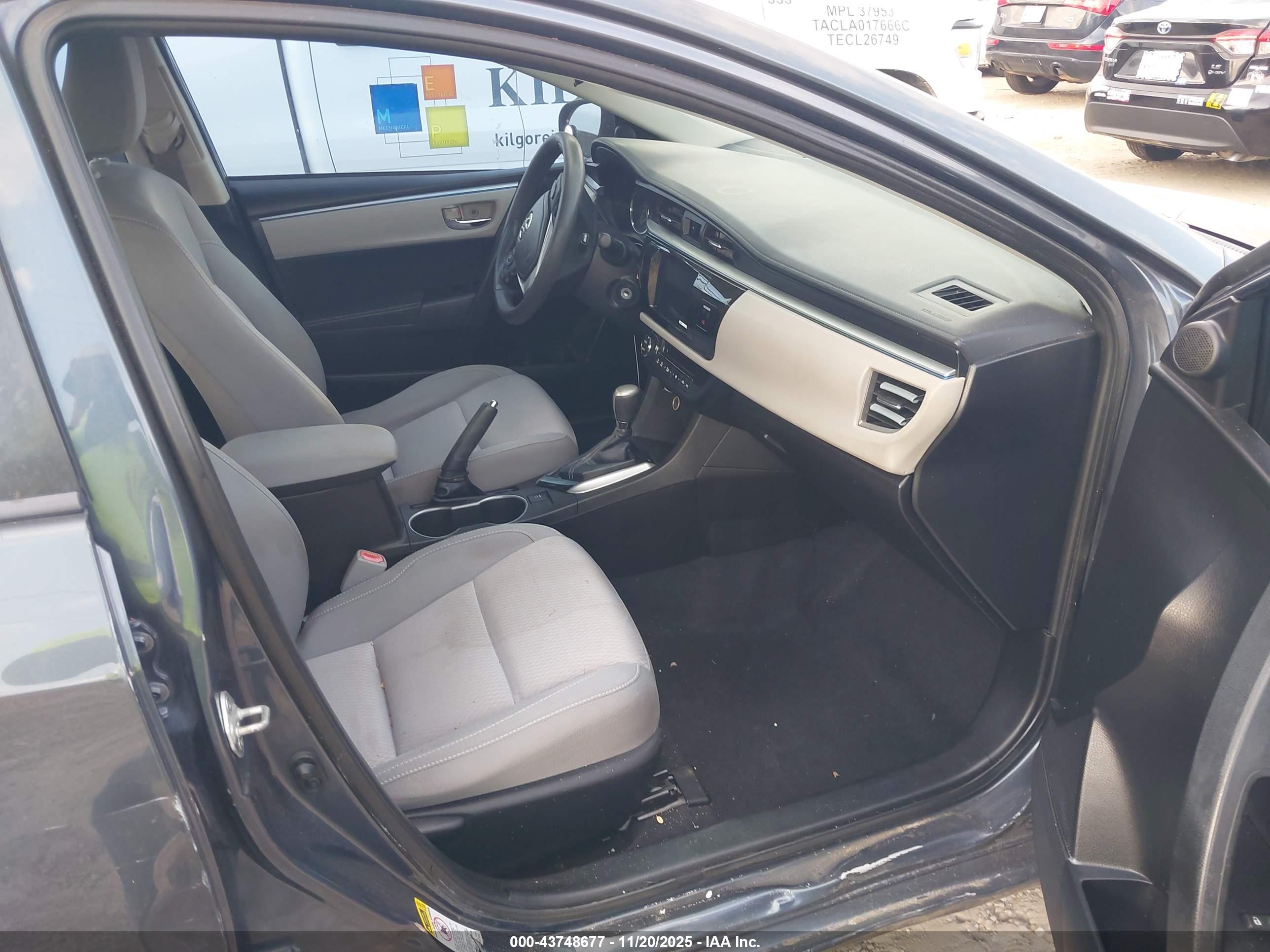 TOYOTA COROLLA image 5