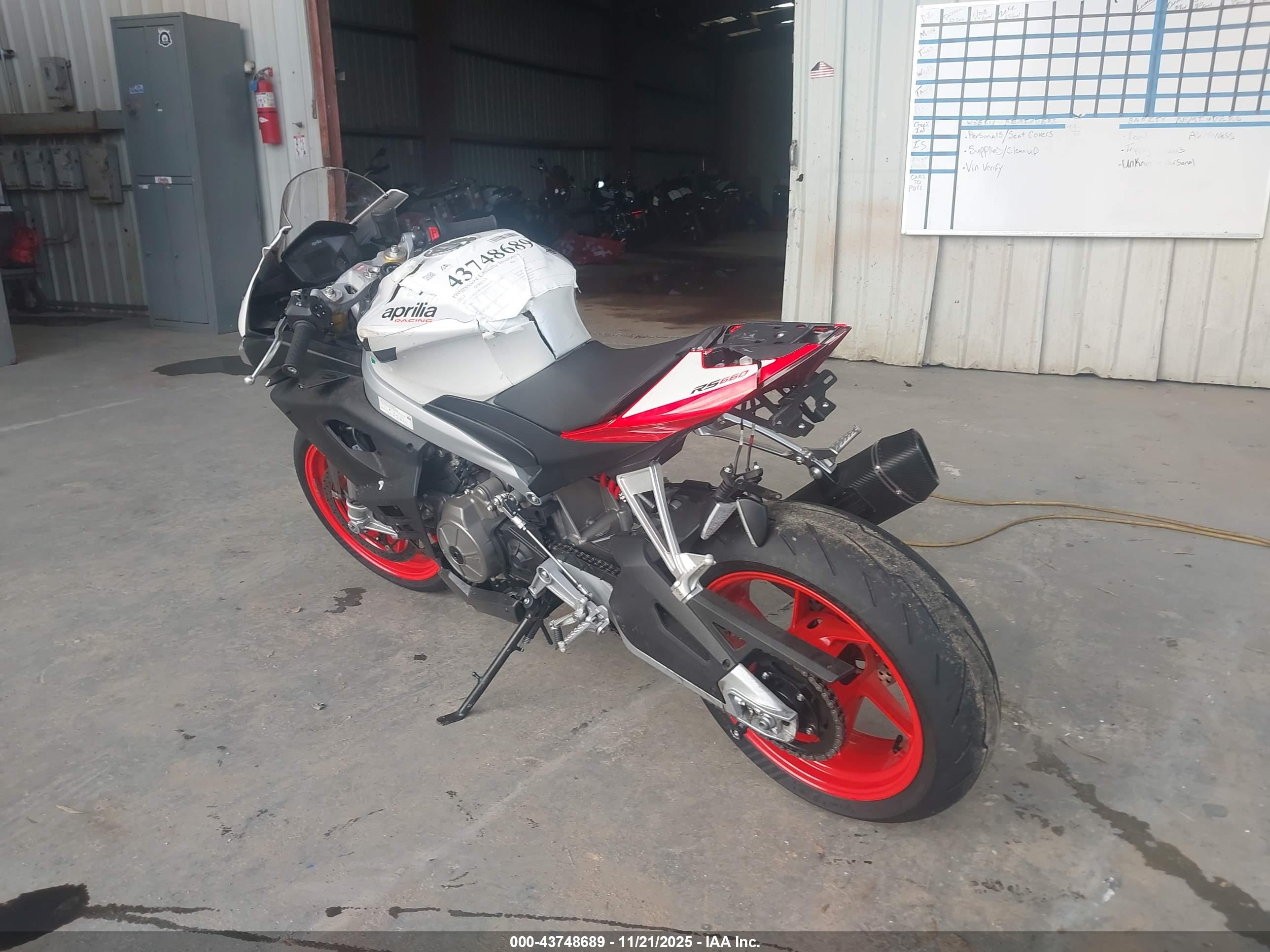 APRILIA RS image 3
