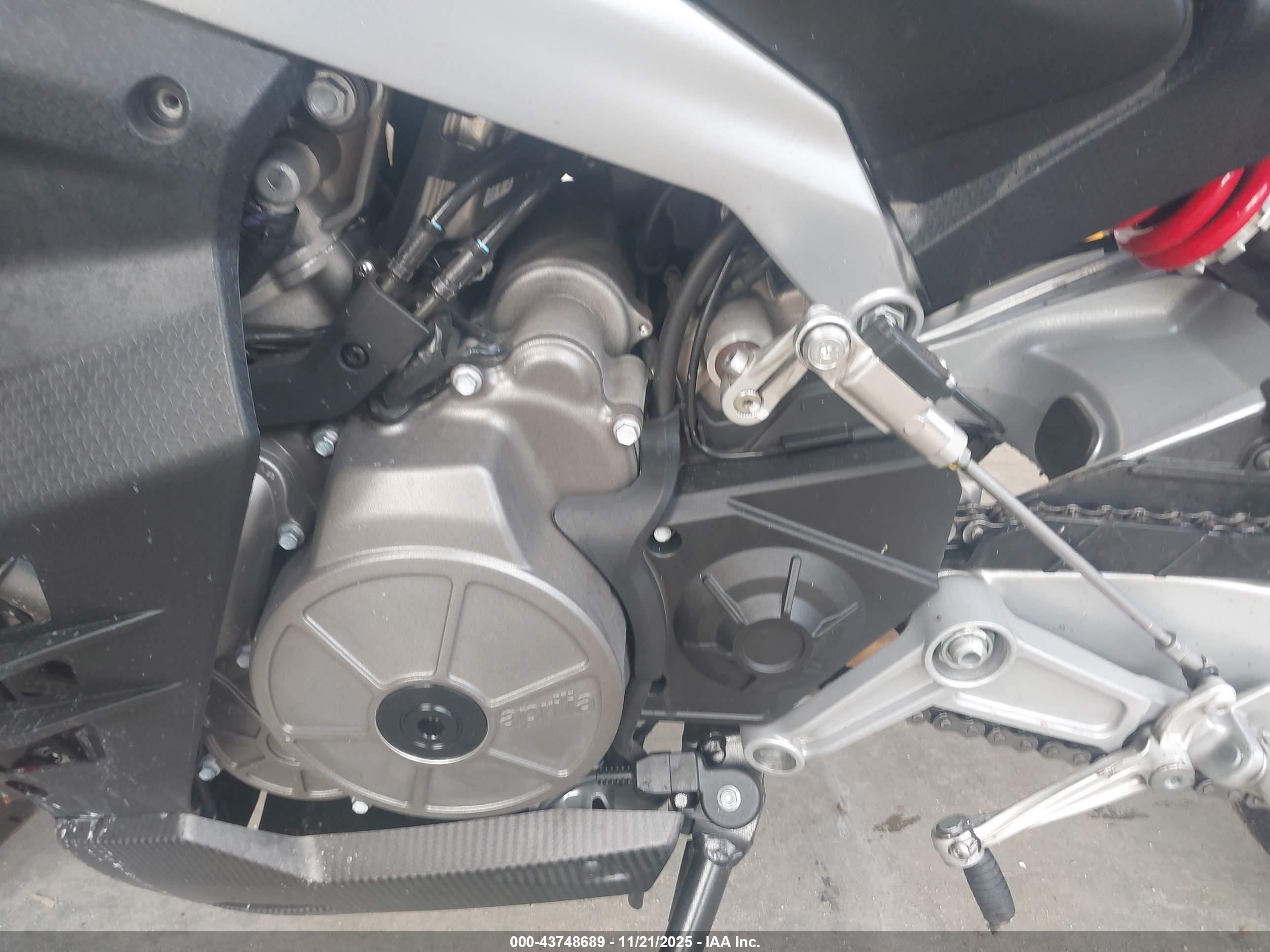 APRILIA RS image 9