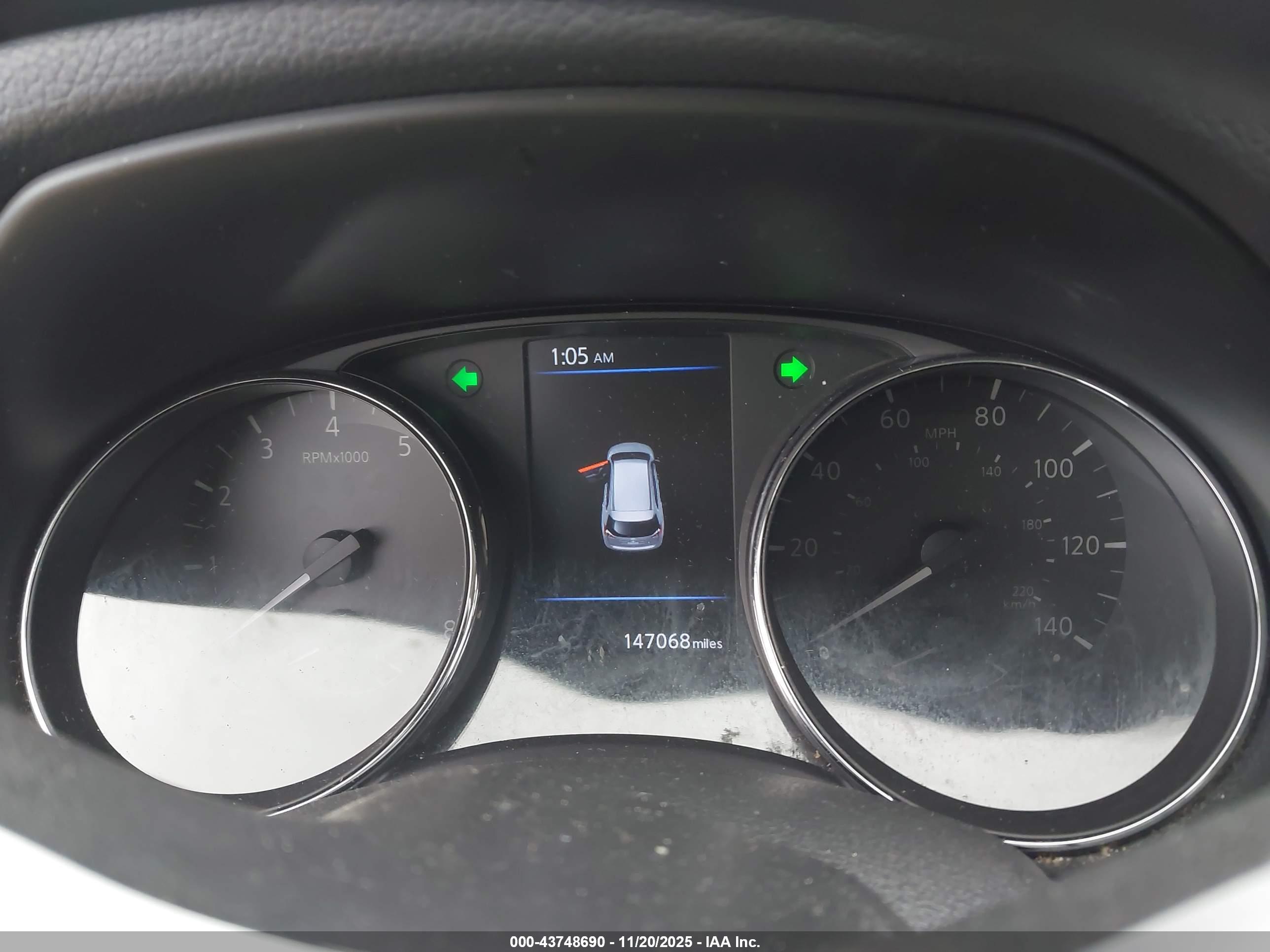 NISSAN ROGUE image 7