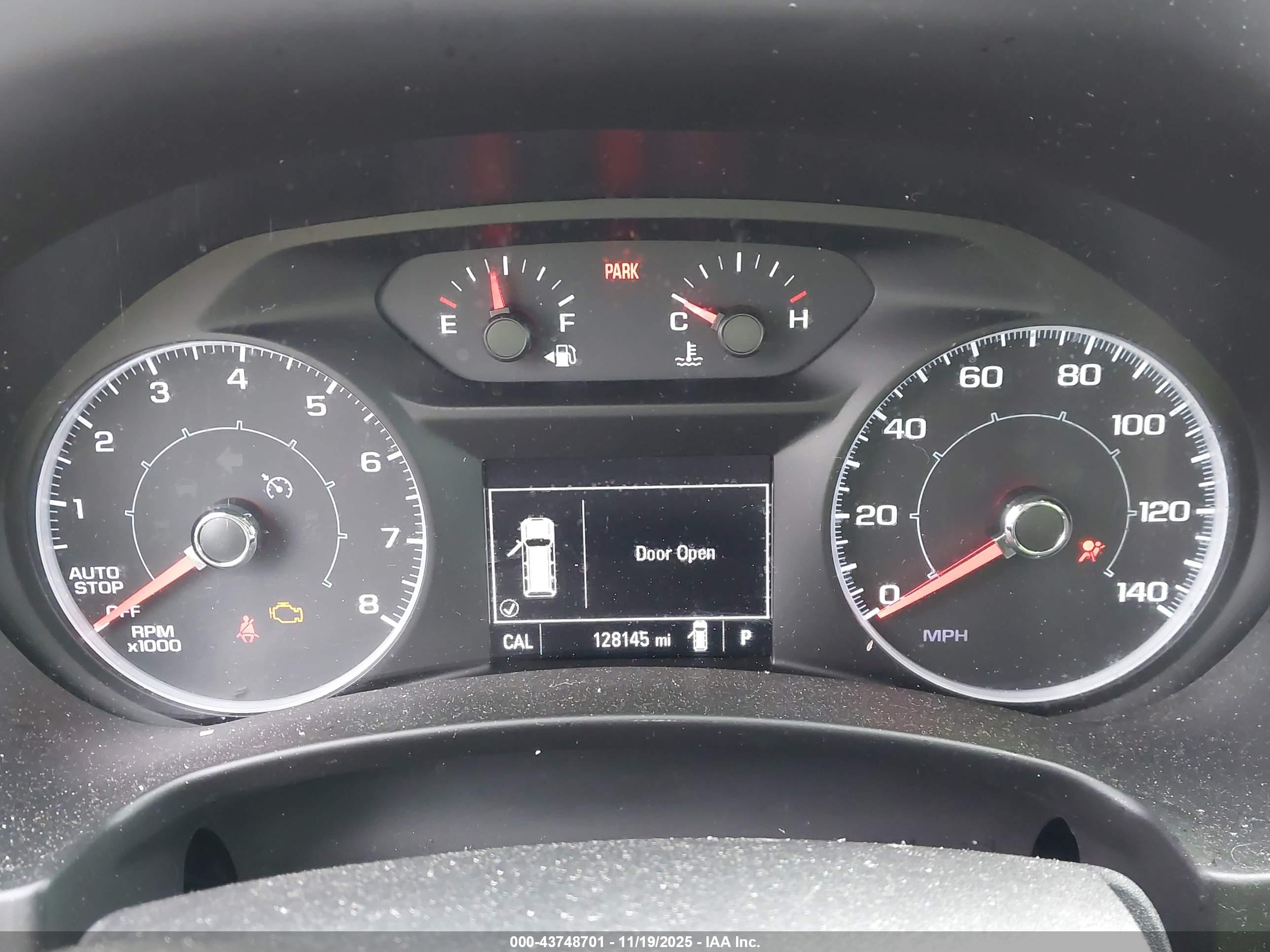 GMC TERRAIN image 7