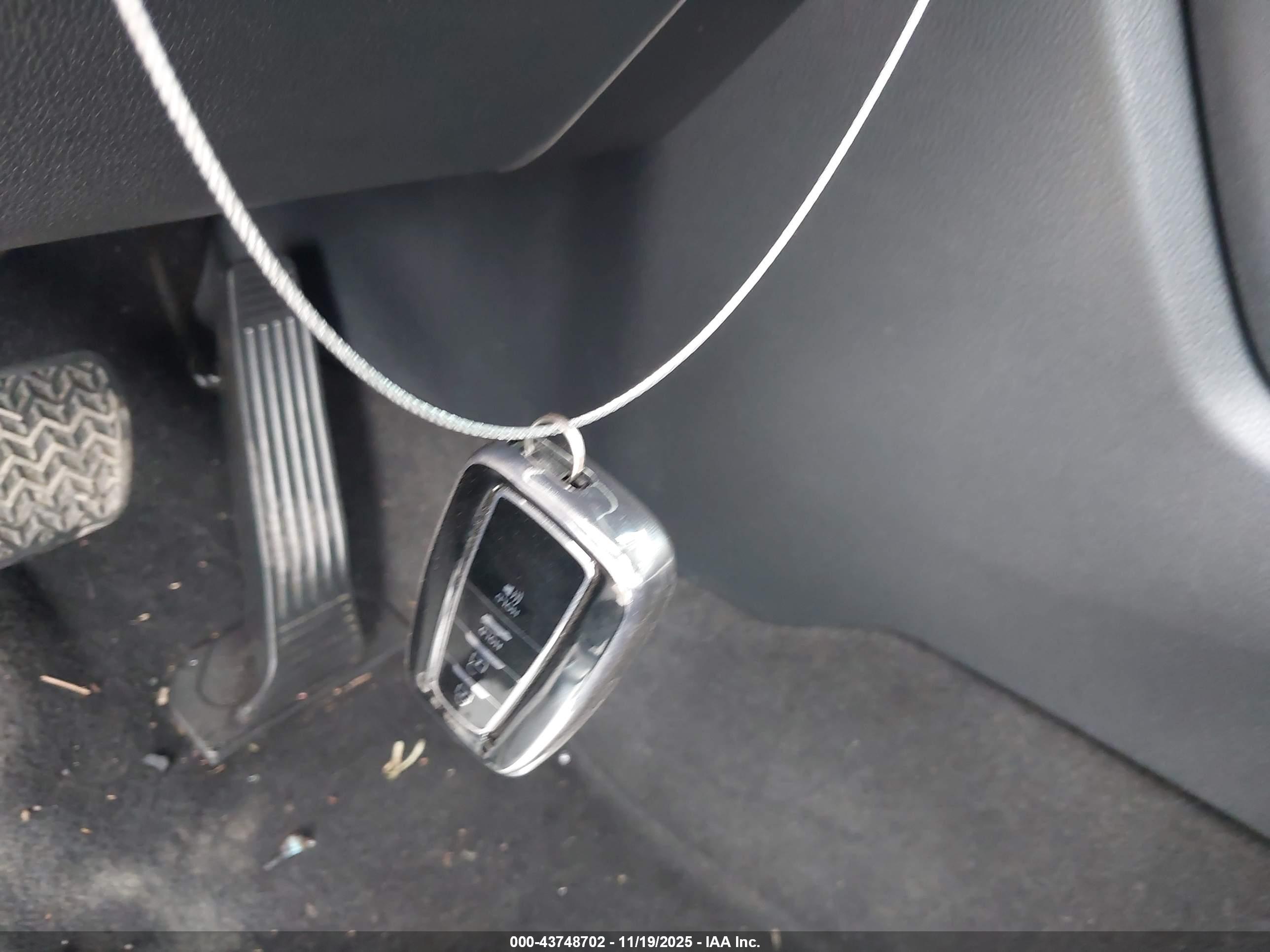 TOYOTA HIGHLANDER image 11