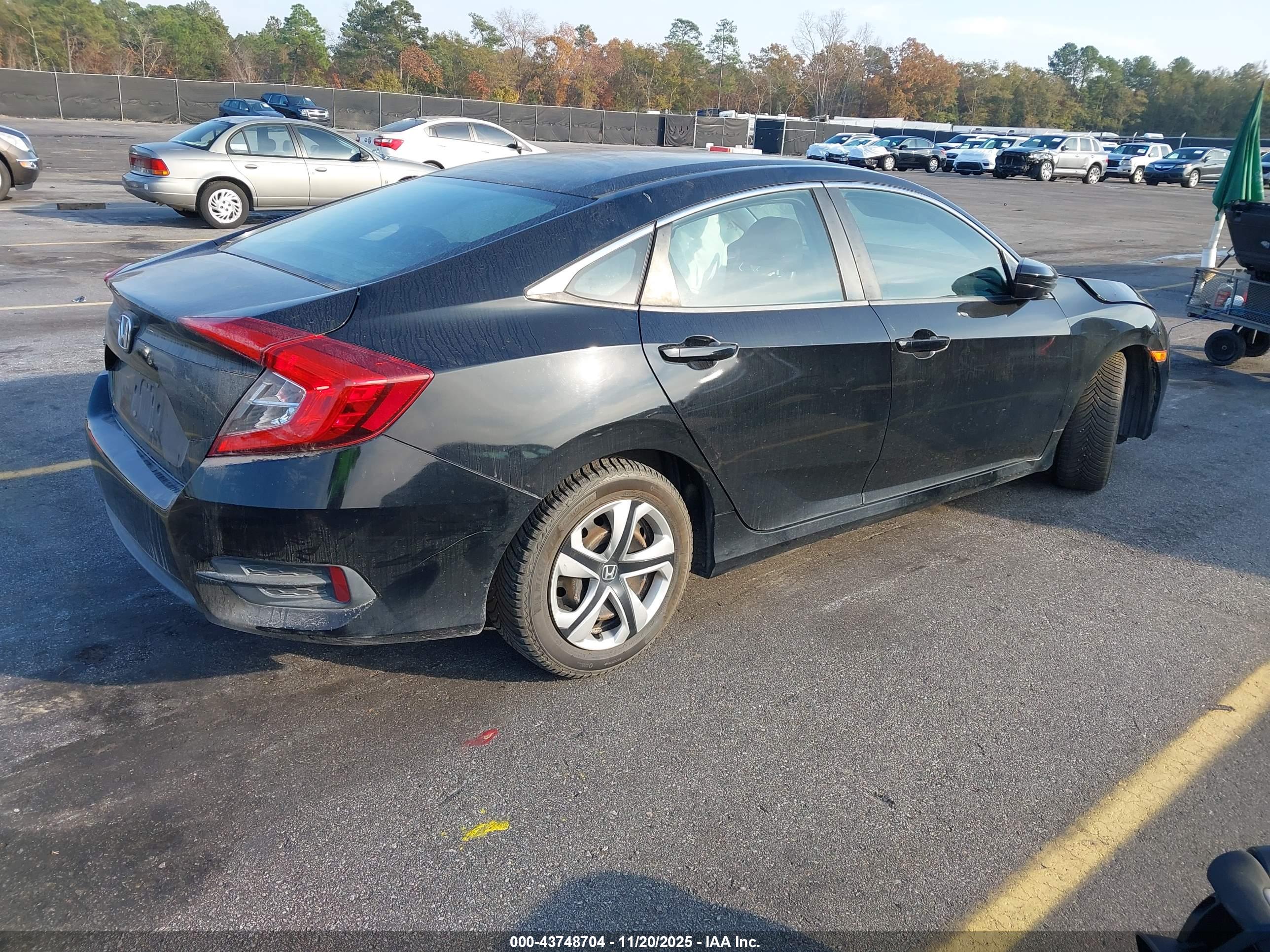HONDA CIVIC image 4