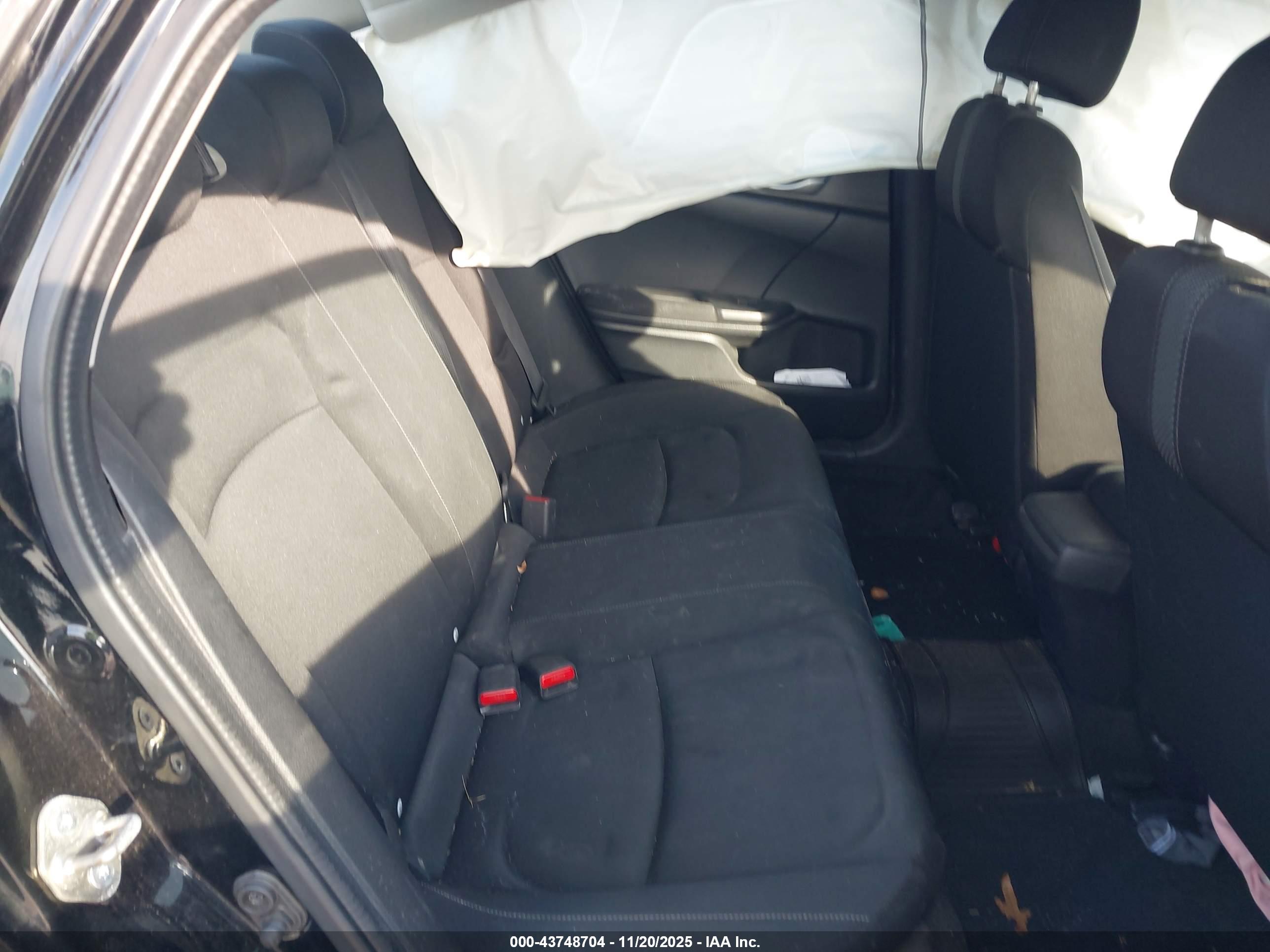 HONDA CIVIC image 8