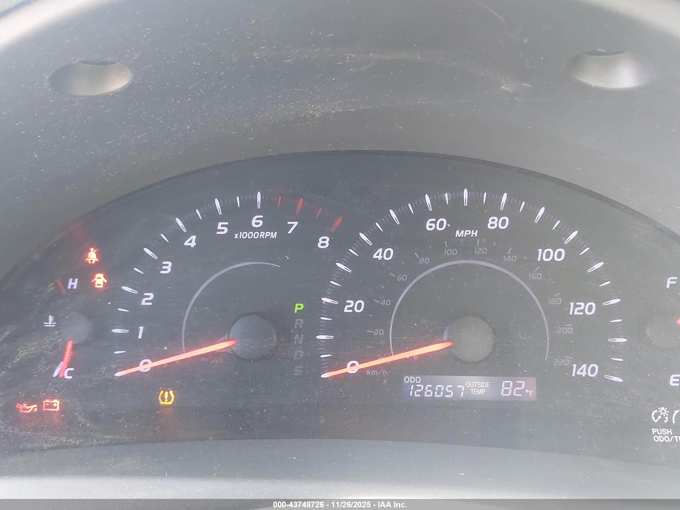 TOYOTA CAMRY image 7