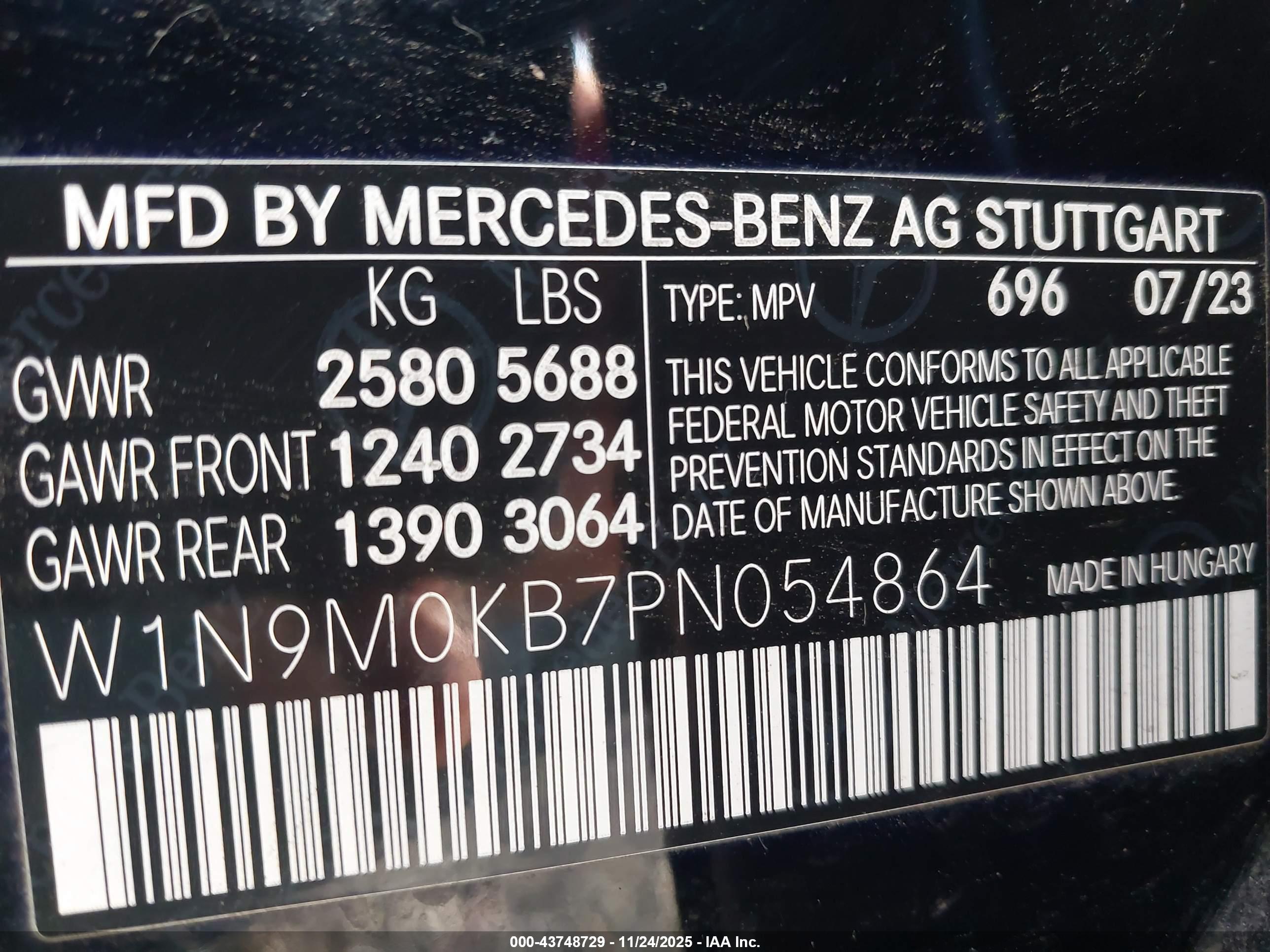 MERCEDES-BENZ EQB image 9