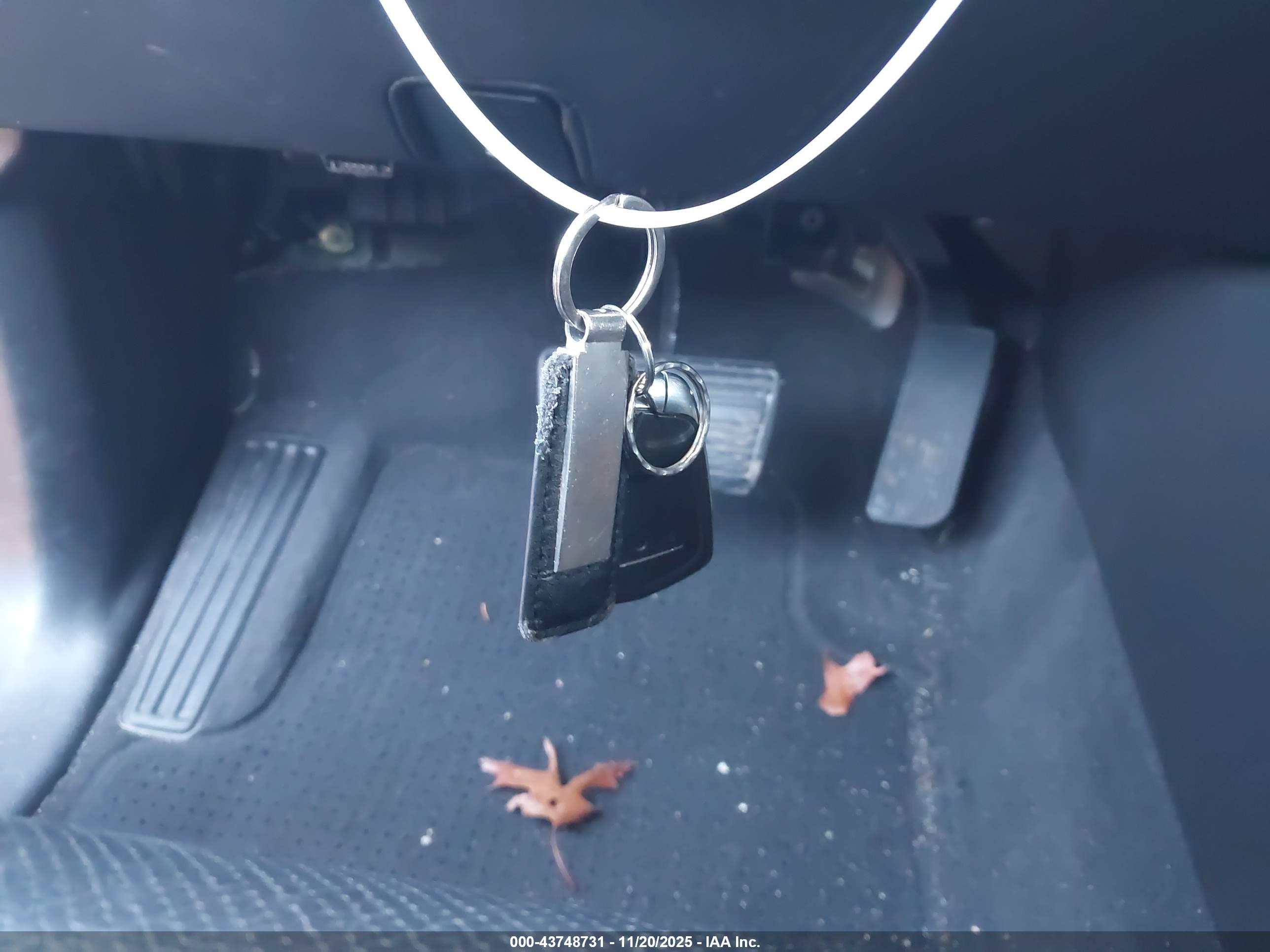 CADILLAC ESCALADE image 11